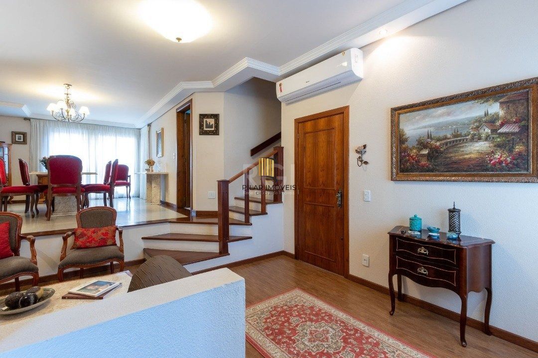 Casa a venda em condominio no bairro Jardim Isabel