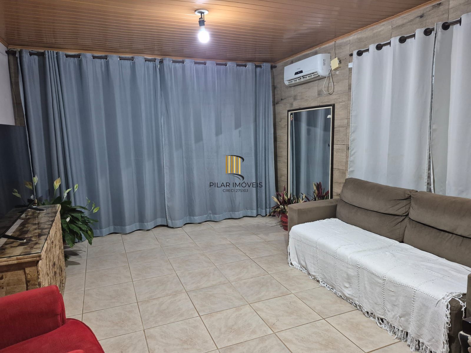 Casa 2 dormitórios no bairro Goufe II (Águas Claras)