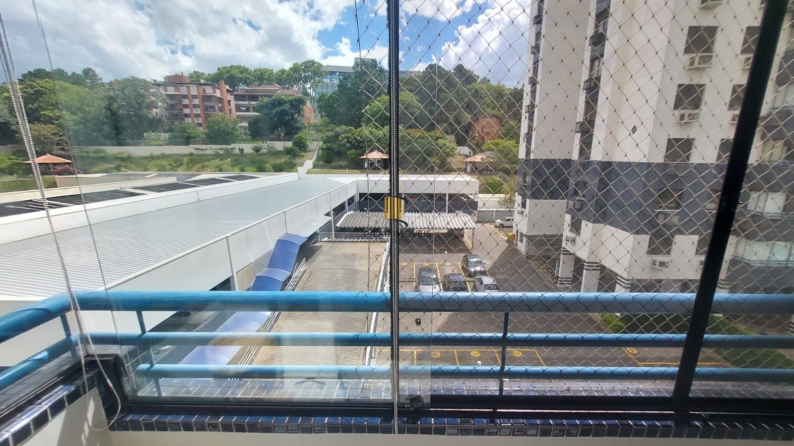 APARTAMENTO 3 DORMITÓRIOS - SUITE - CHURRASQUEIRA  - CRISTAL - PORTO ALEGRE - RS