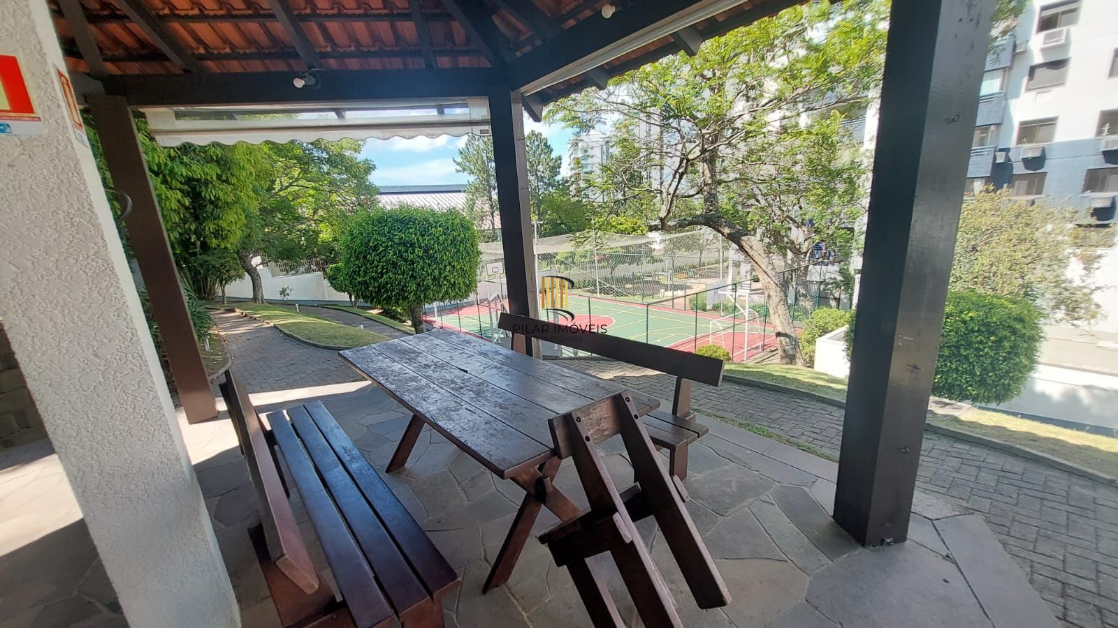 APARTAMENTO 3 DORMITÓRIOS - SUITE - CHURRASQUEIRA  - CRISTAL - PORTO ALEGRE - RS