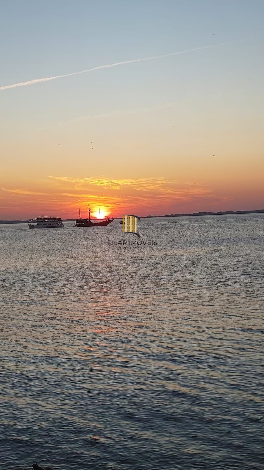 APARTAMENTO 3 DOMIRTÓRIOS - 3 SUITES - 2 VAGAS - MENINO DEUS - PORTO ALEGRE - RS