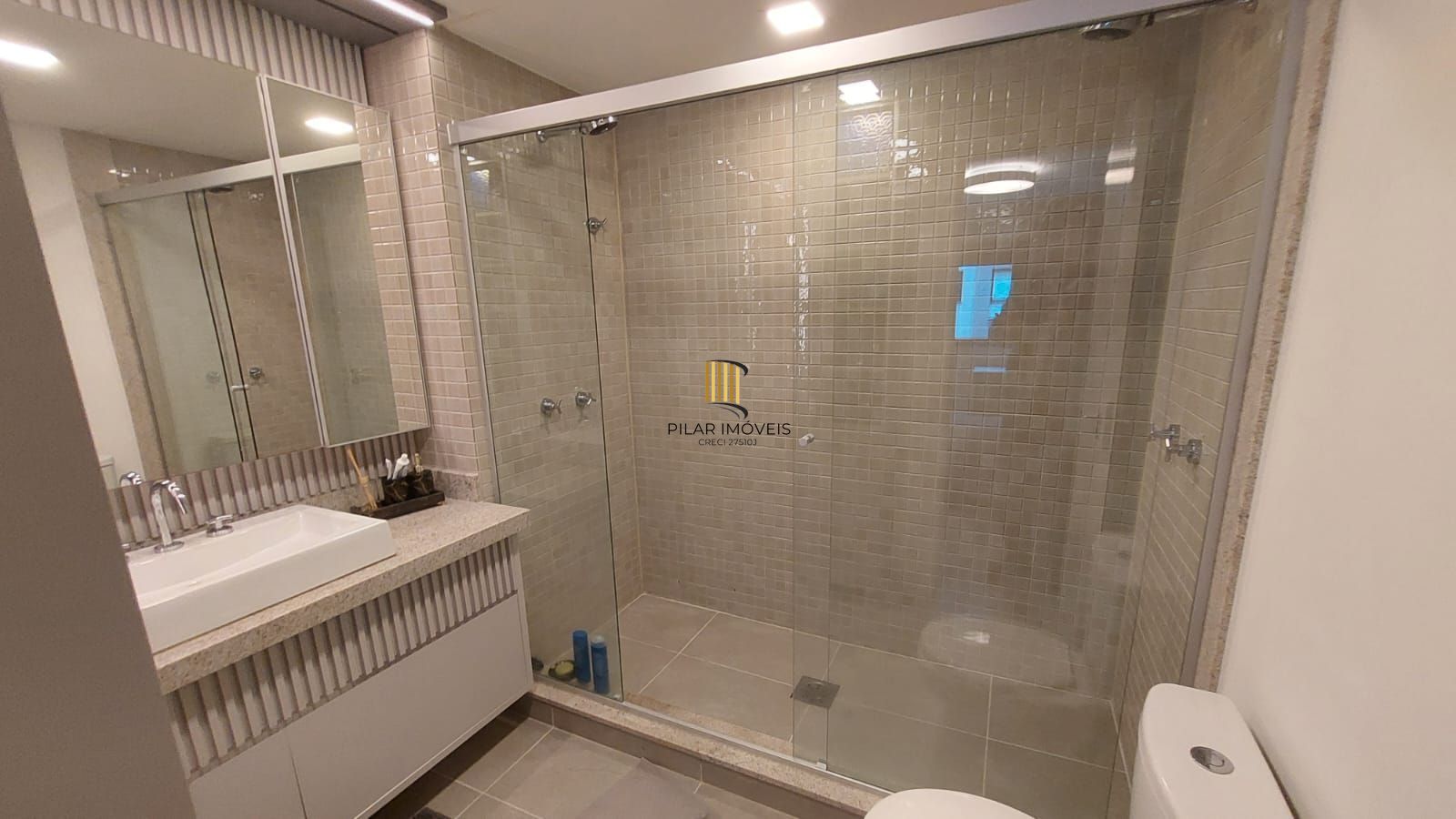 APARTAMENTO 3 DOMIRTÓRIOS - 3 SUITES - 2 VAGAS - MENINO DEUS - PORTO ALEGRE - RS