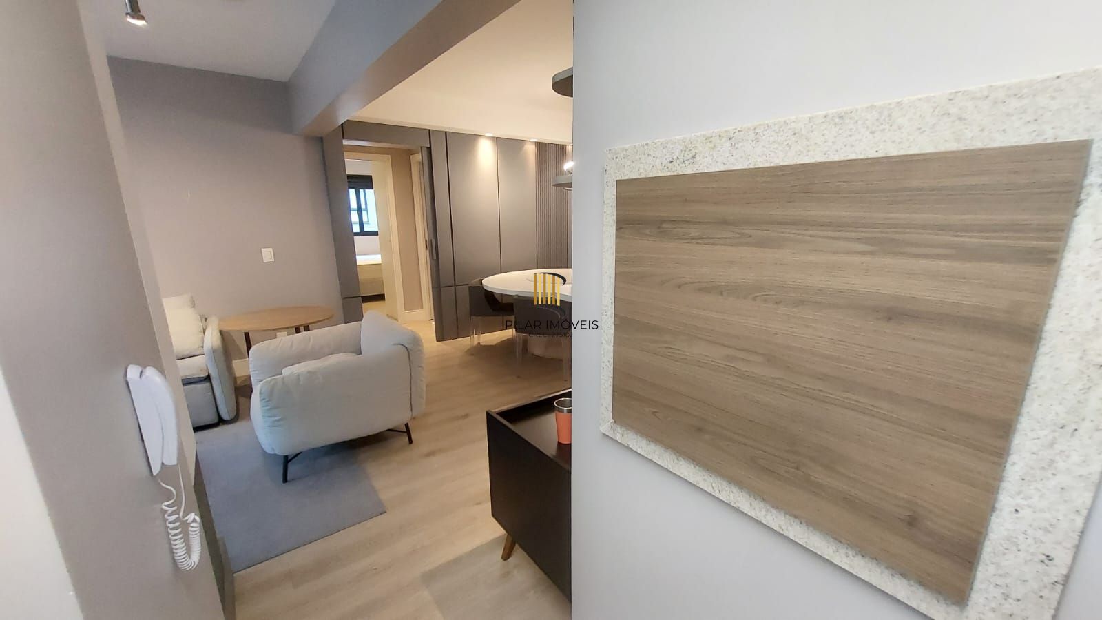 APARTAMENTO 3 DOMIRTÓRIOS - 3 SUITES - 2 VAGAS - MENINO DEUS - PORTO ALEGRE - RS