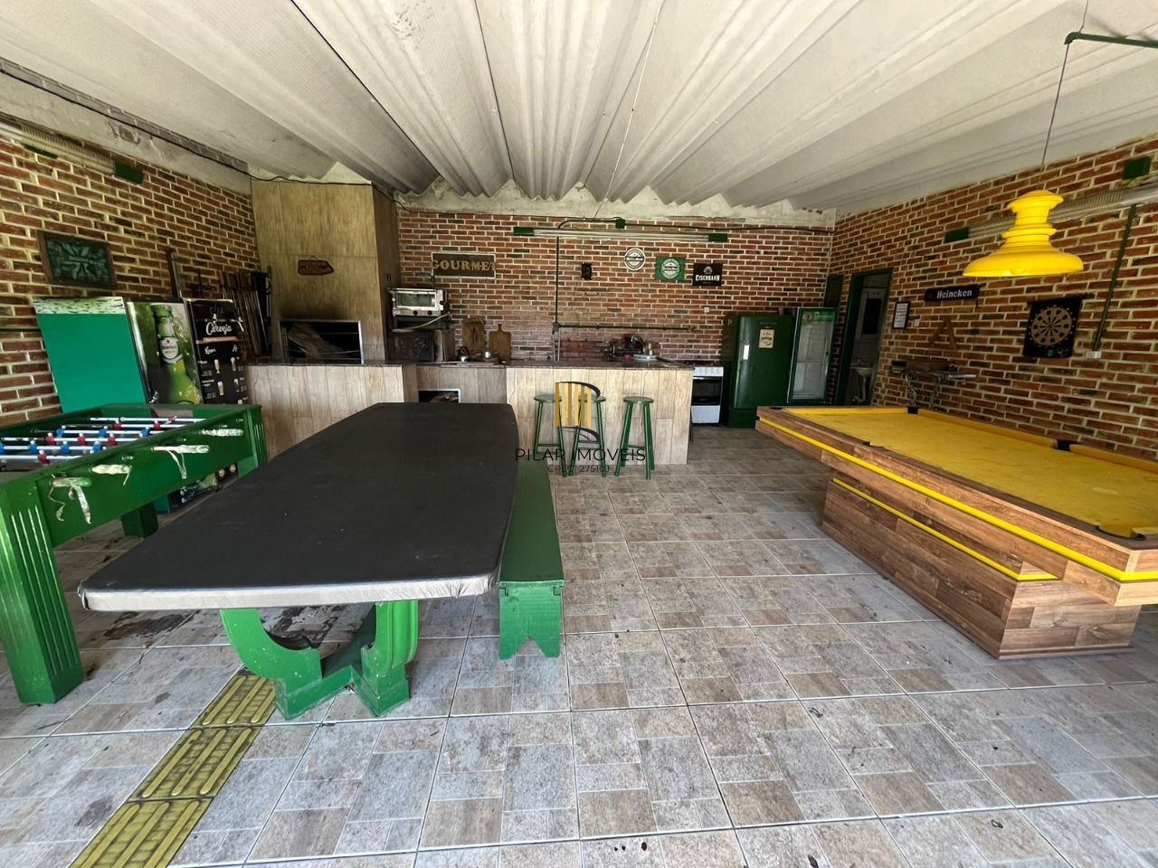 Casa 3 Dormitório(s) Bairro Guarujá