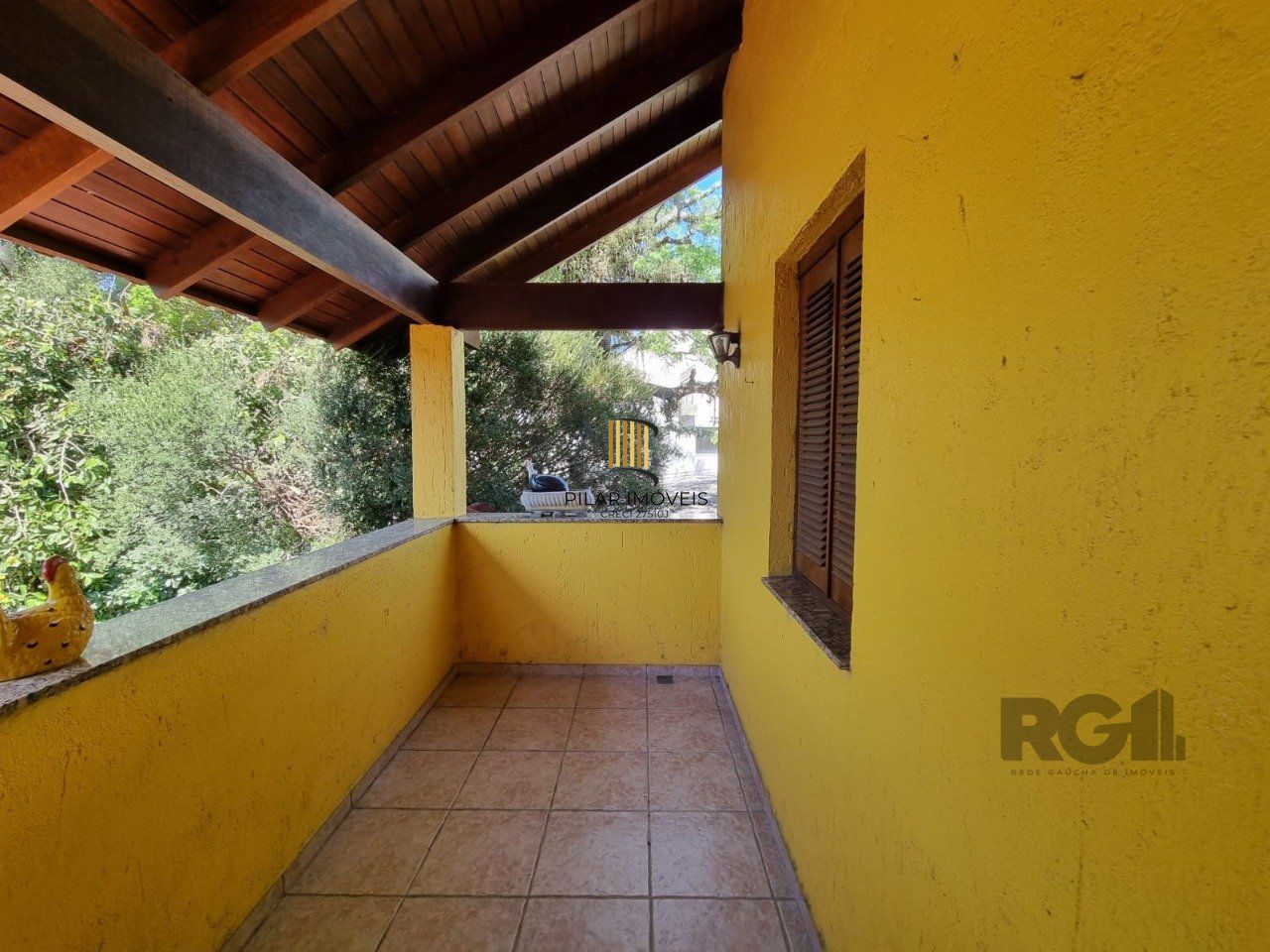 Casa com 4 Dormitórios / Piscina / Terraço / Bairro Ipanema