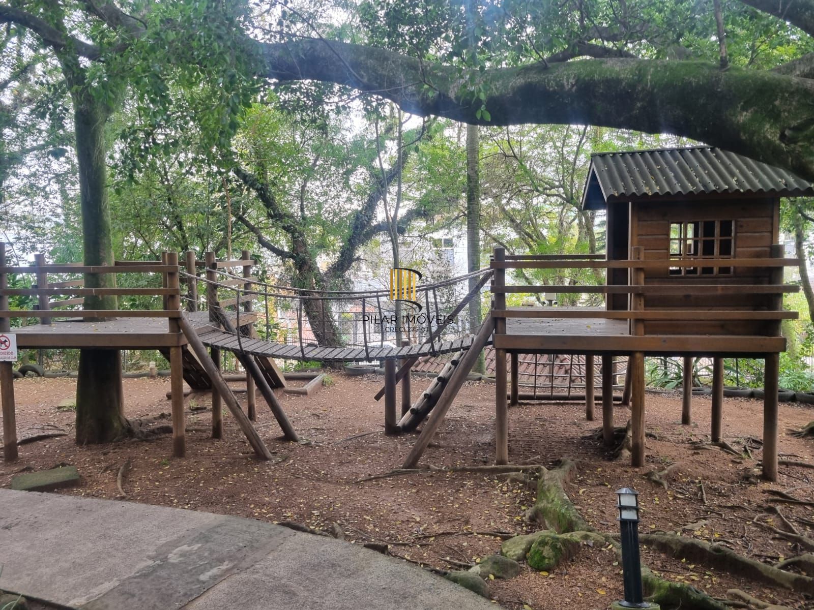 Apartamento 3 Dormitórios C Sacada e Churrasqueira