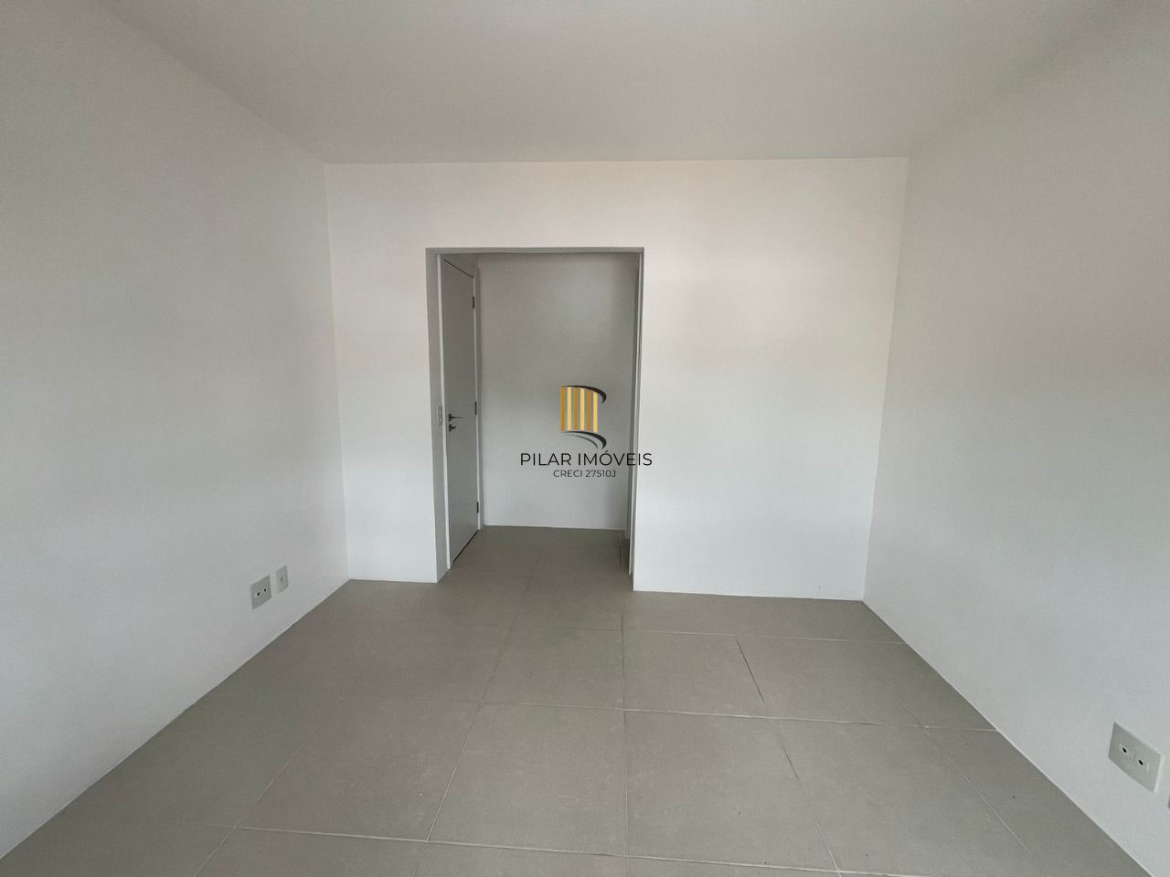 Apartamento 2 dormitórios no bairro Tristeza