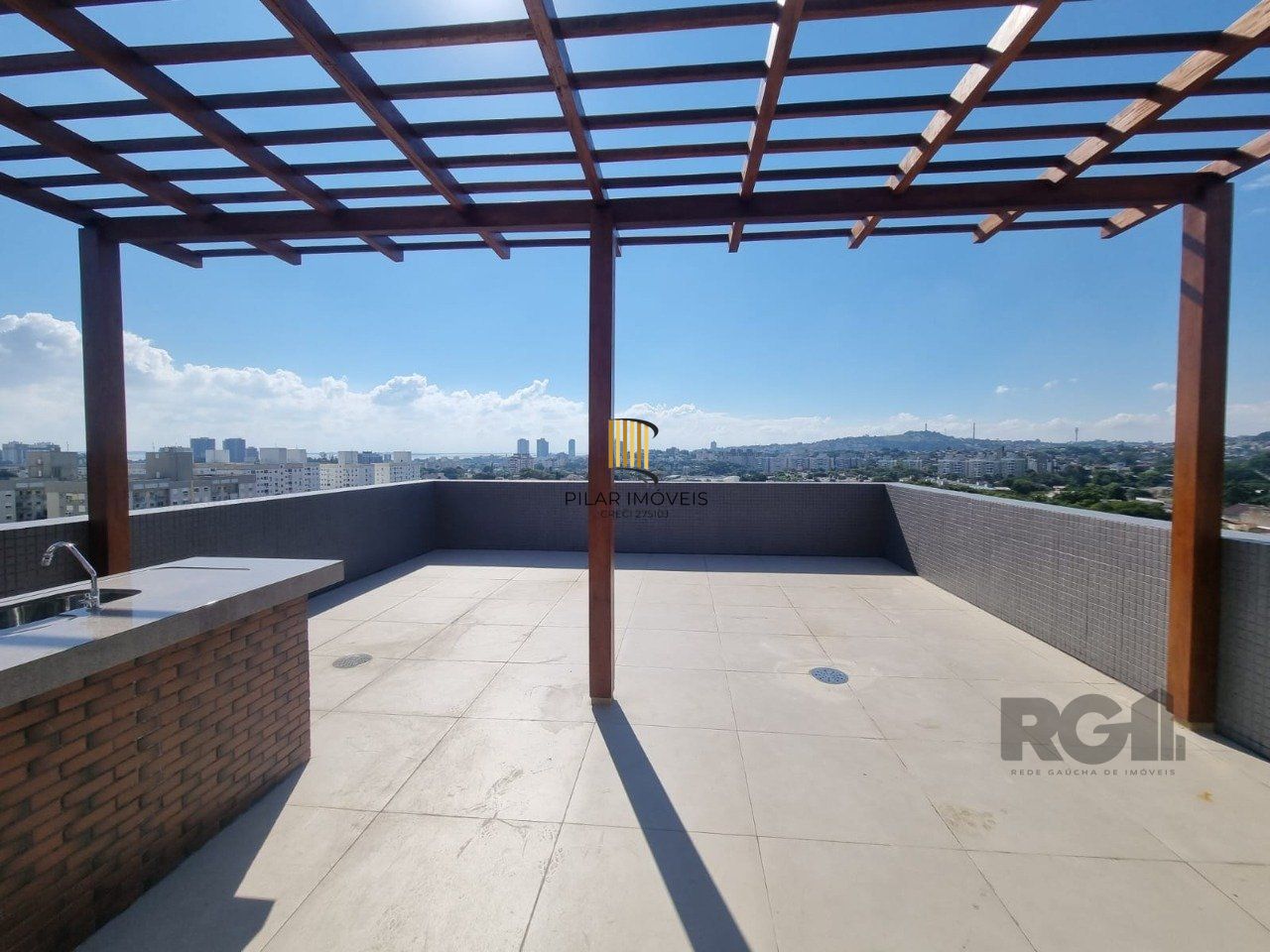 Apartamento de 02 Dormitórios 02 Vagas Bairro Tristeza