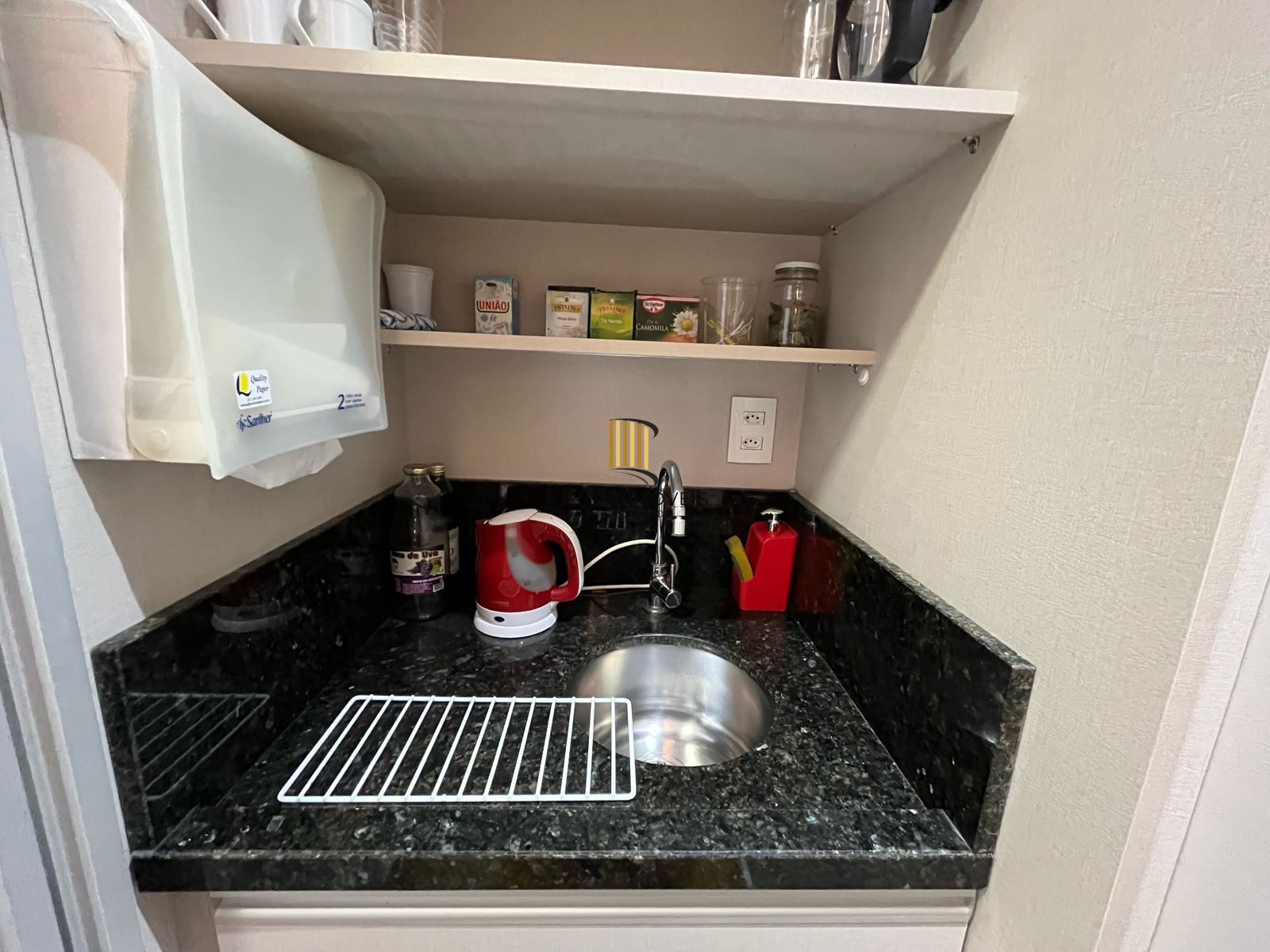 Sala para venda na Tristeza prédio Spazzio