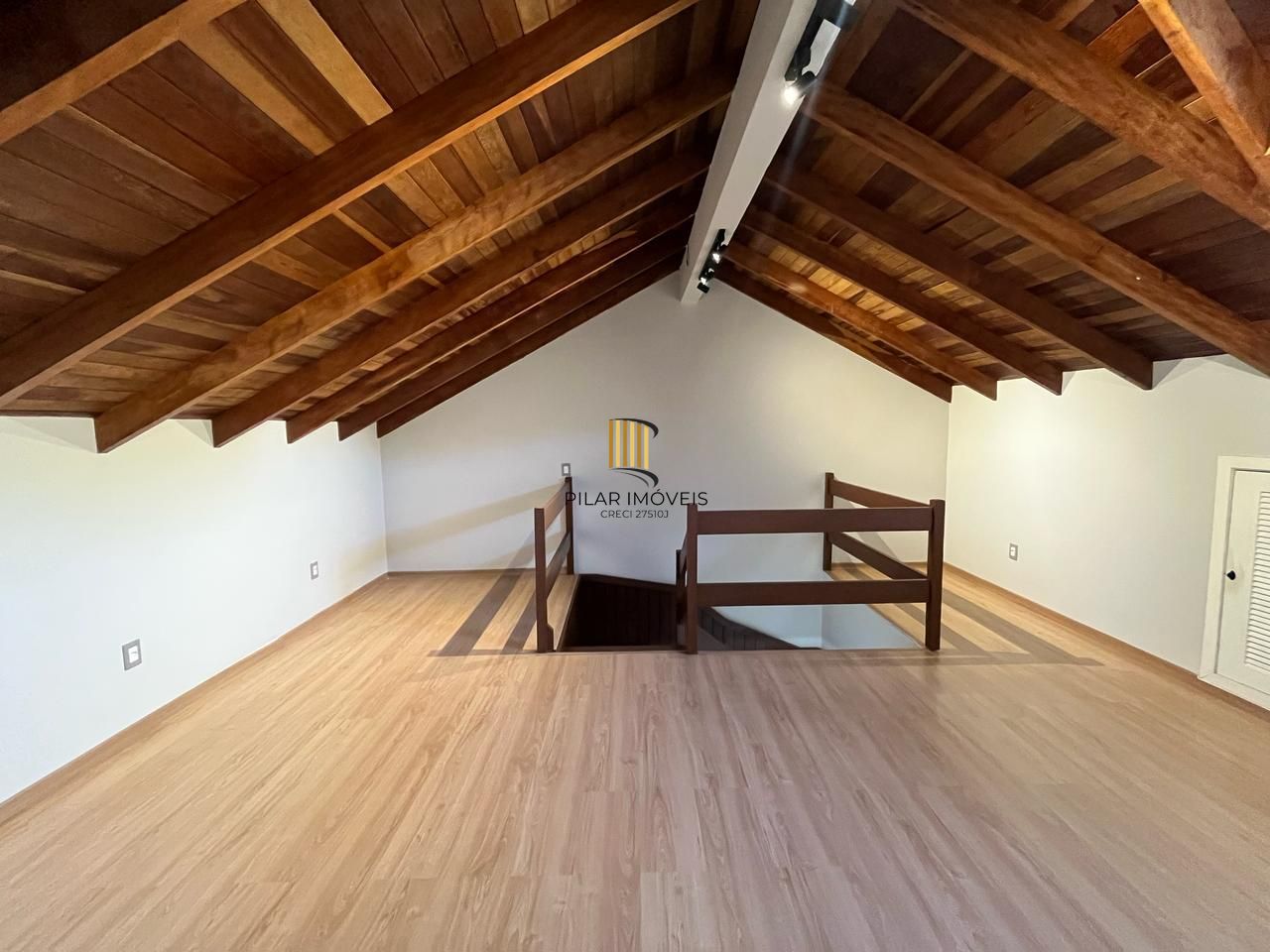 Casa totalmente reformada e mobiliada em Ipanema