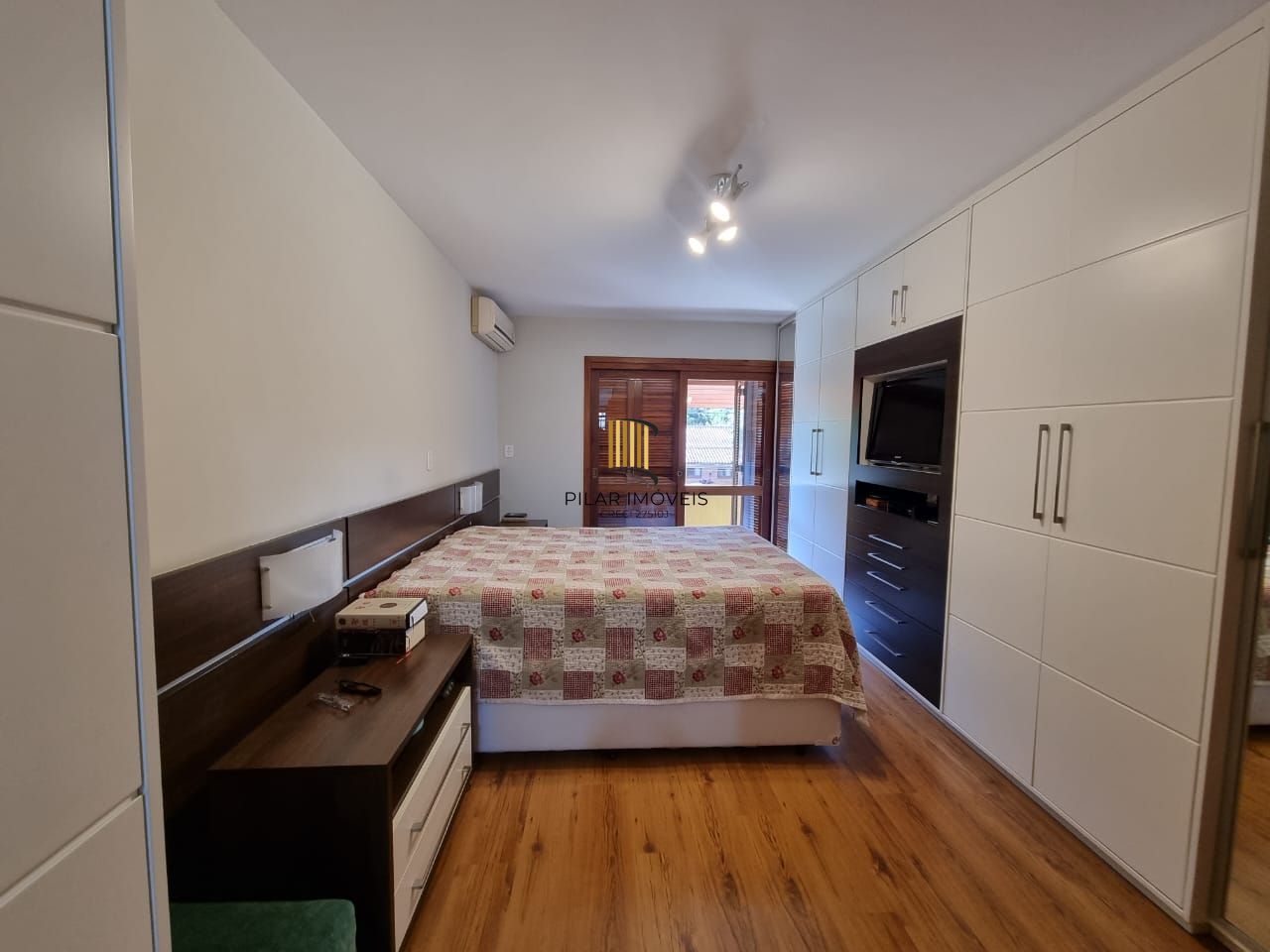 Casa com 3 Dormitórios - Bairro Assunção - Próximo ao Guaíba