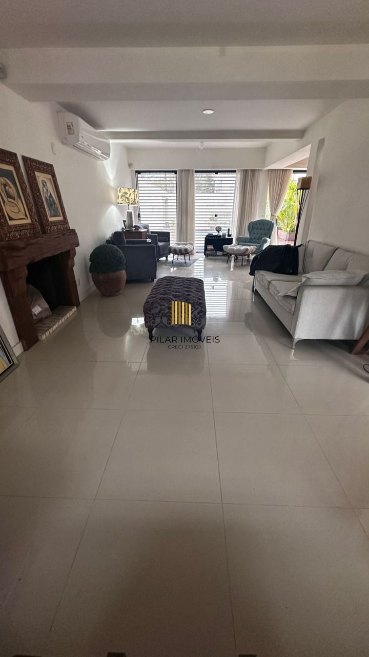 Casa Mobiliada 03 Dormitórios Bairro Jardim Verde Ipanema