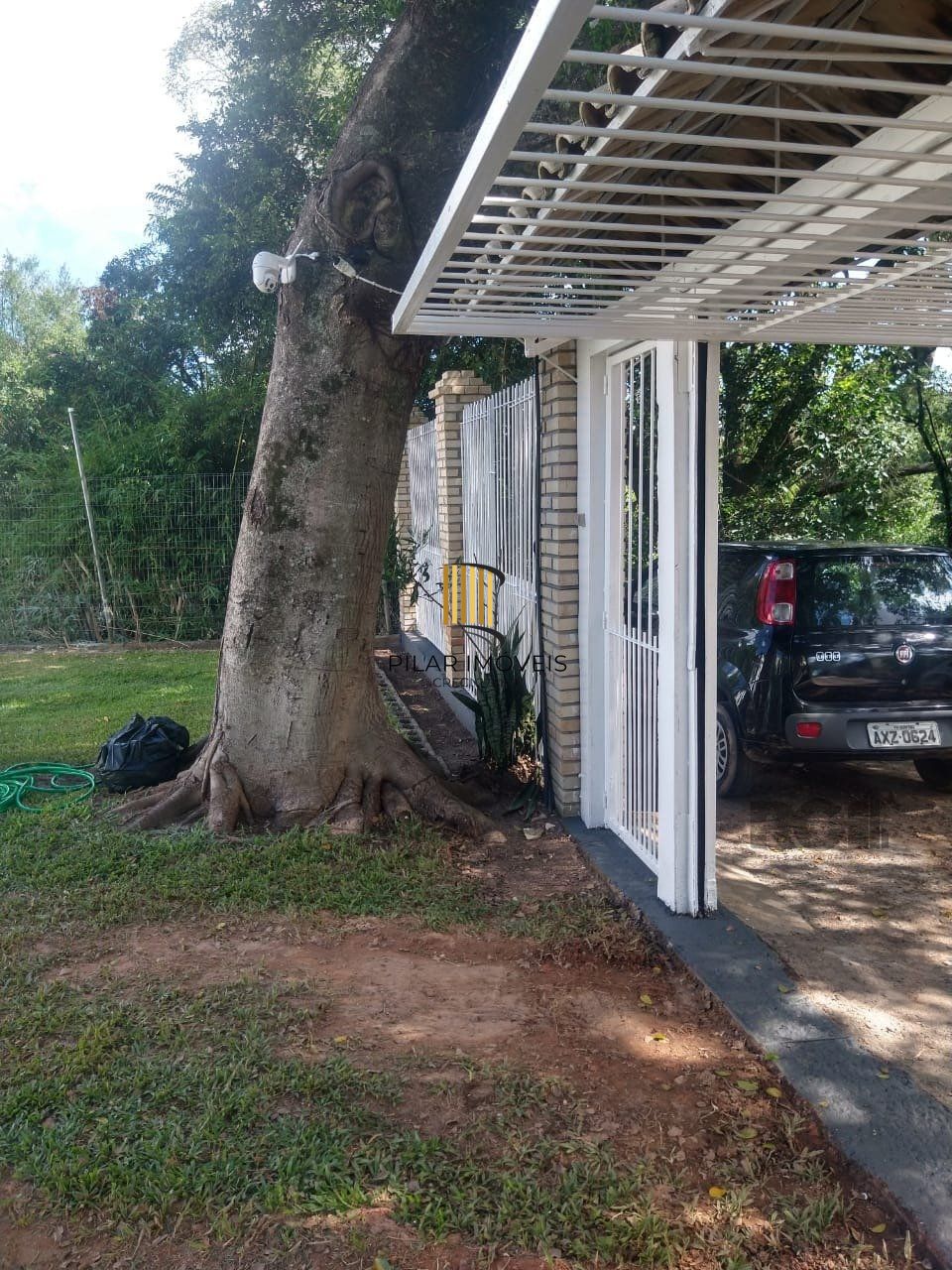 Casa Para Venda Com Amplo Pátio e Piscina