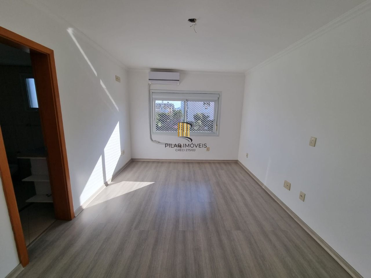 Apartamento para Venda - 109m², 3 dormitórios, sendo 1 suites, 2 vagas - Tristeza