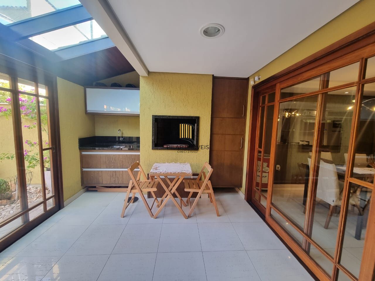 Casa com 3 Dormitórios - Bairro Assunção - Próximo ao Guaíba