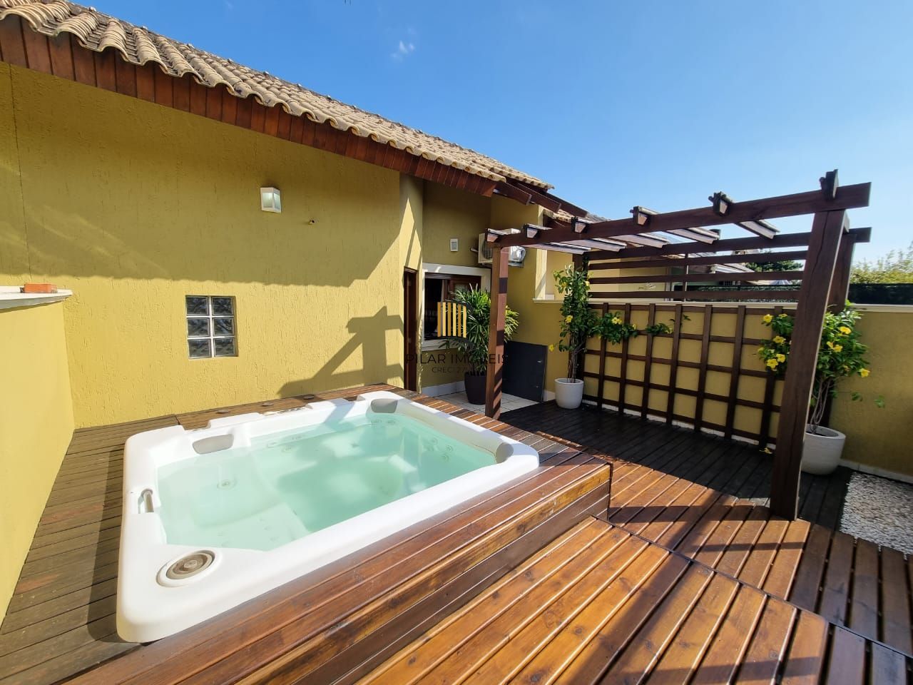 Casa com 3 Dormitórios - Bairro Assunção - Próximo ao Guaíba