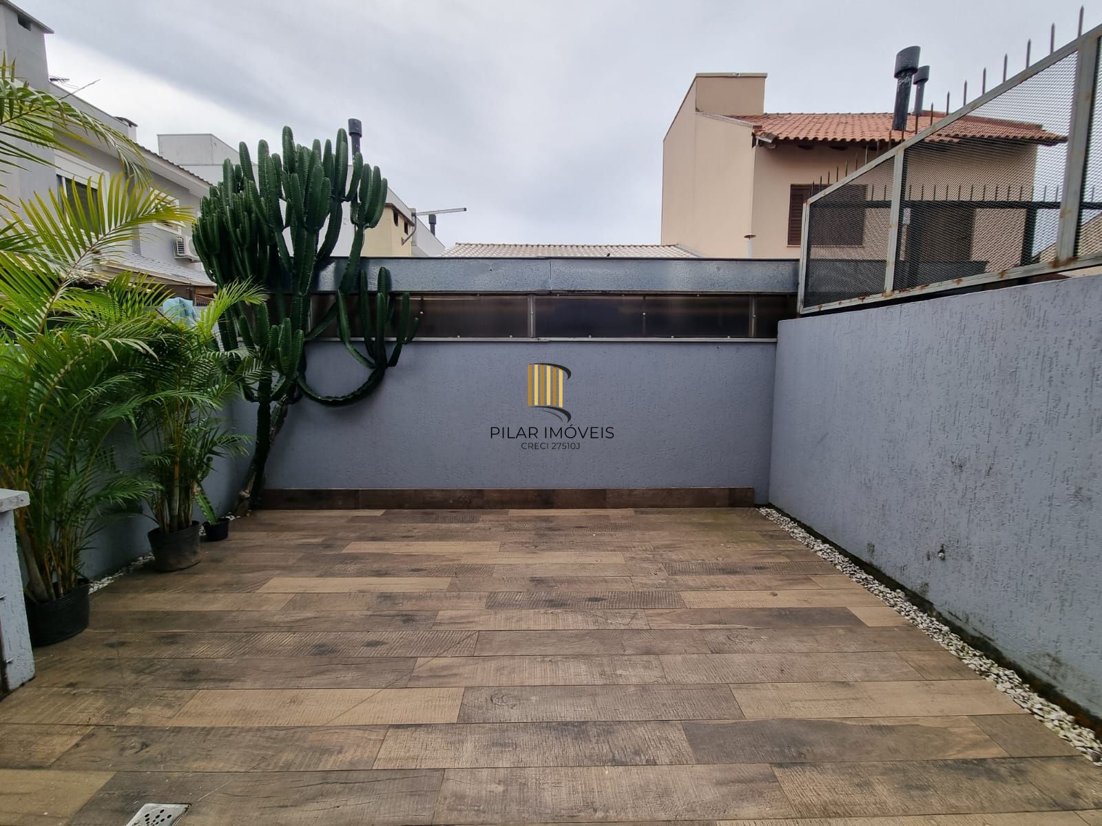 Casa 3 Dormitórios / Pátio com Churrasqueira / Jardins do Prado