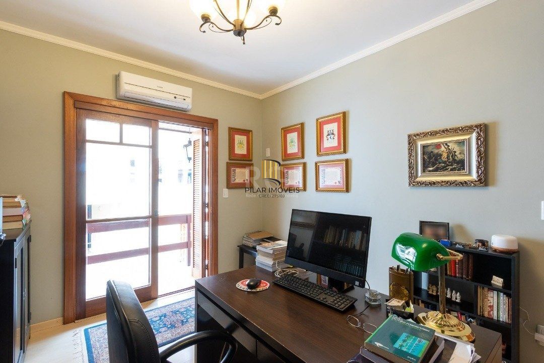 Casa a venda em condominio no bairro Jardim Isabel