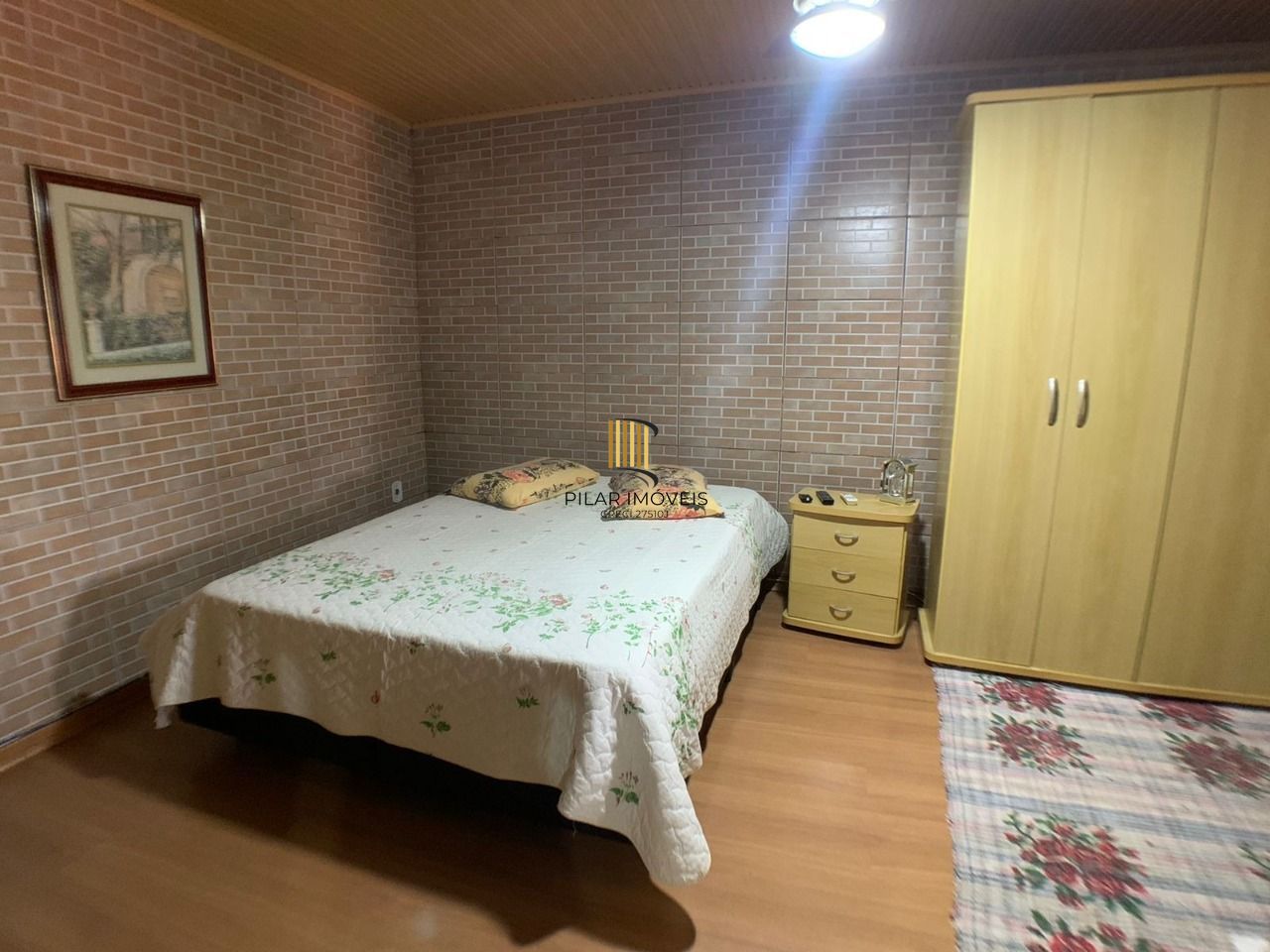 Casa para Venda - 318m², 3 dormitórios, Piscina, Bairro Guarujá