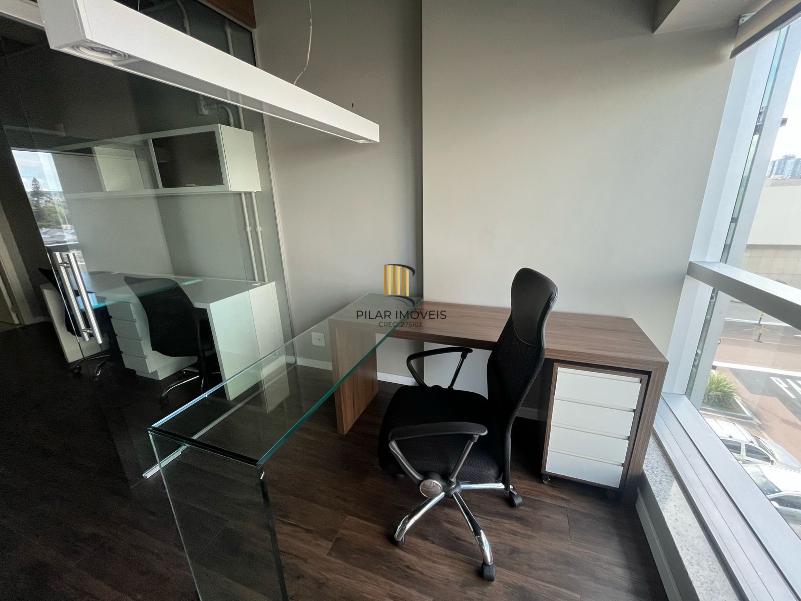 Sala mobiliada no Diamond Tower