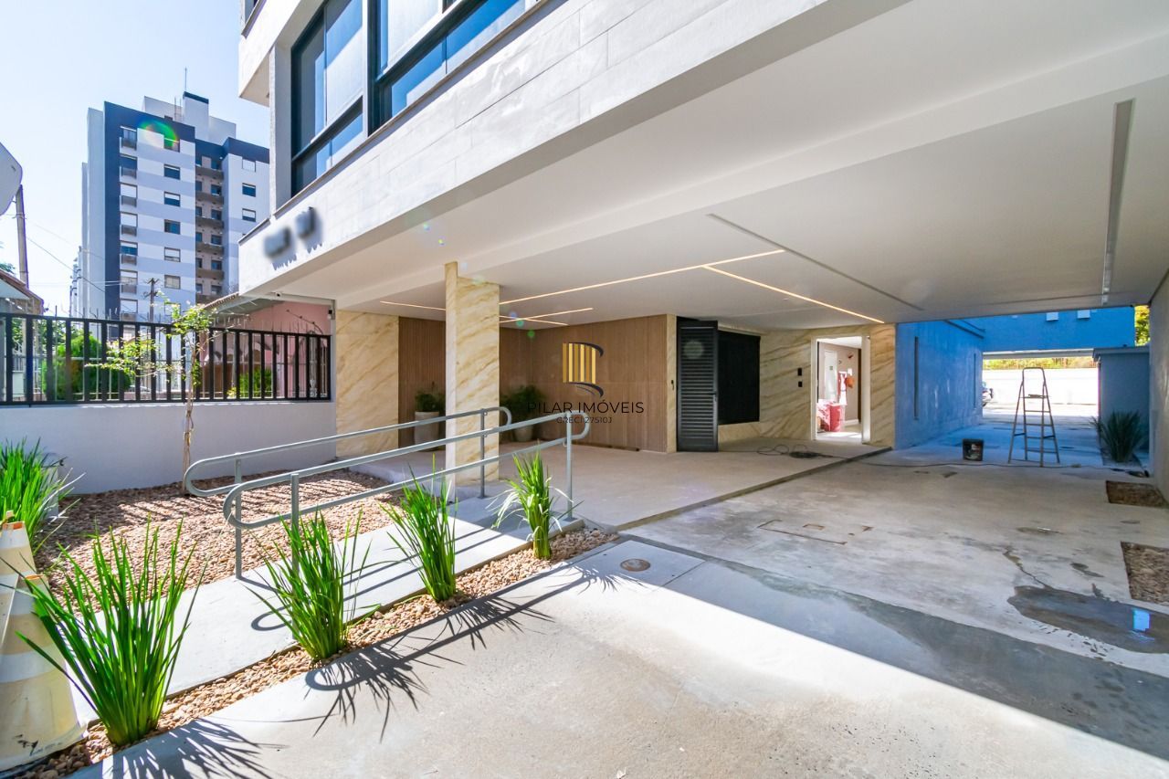 Apartamento Duplex com 135m²e 03 Dormitórios Bairro Tristeza