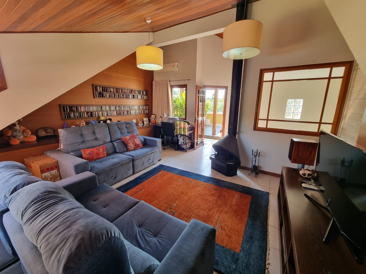 Casa com 3 Dormitórios - Bairro Assunção - Próximo ao Guaíba