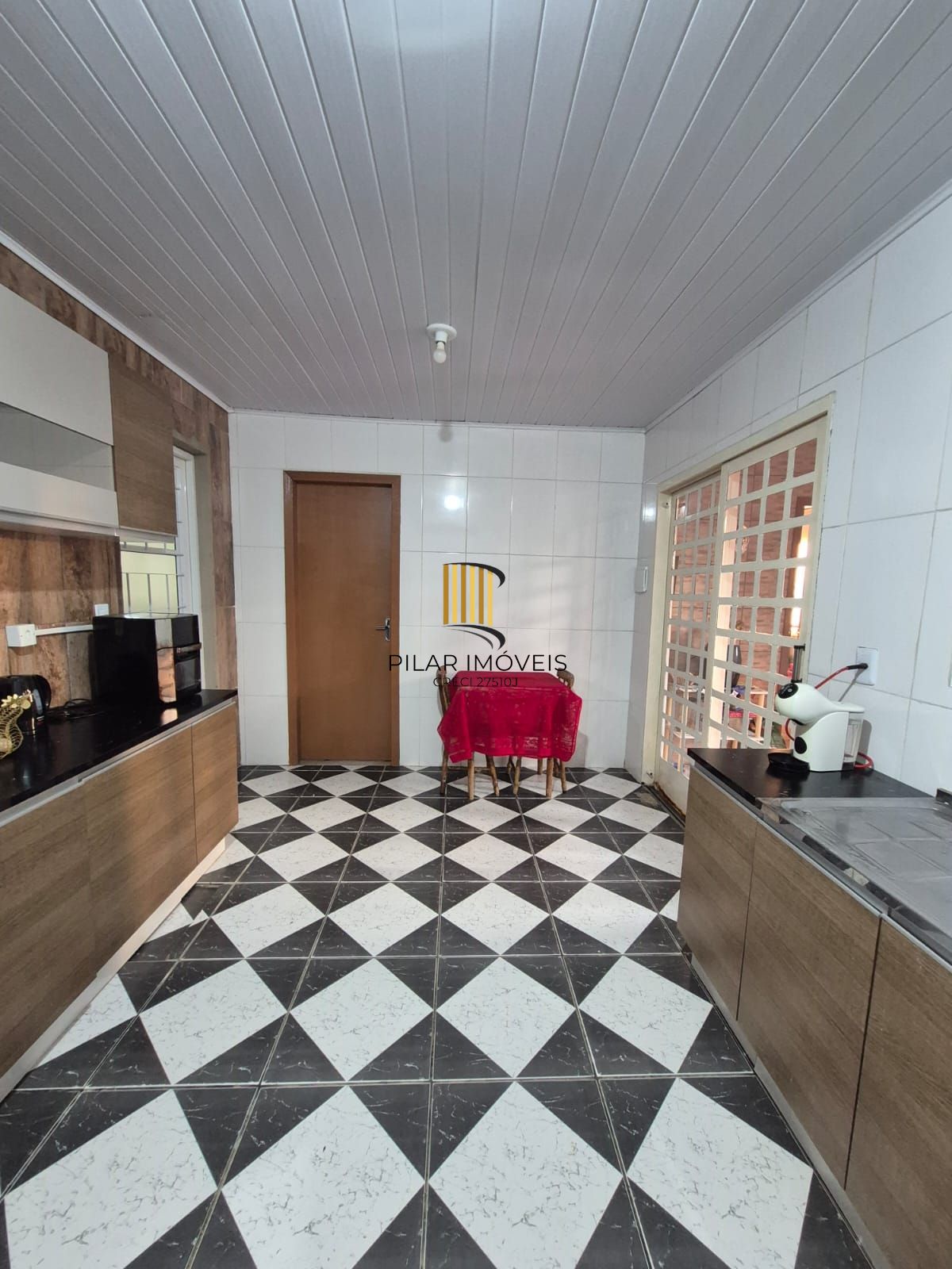 Casa 2 dormitórios no bairro Goufe II (Águas Claras)