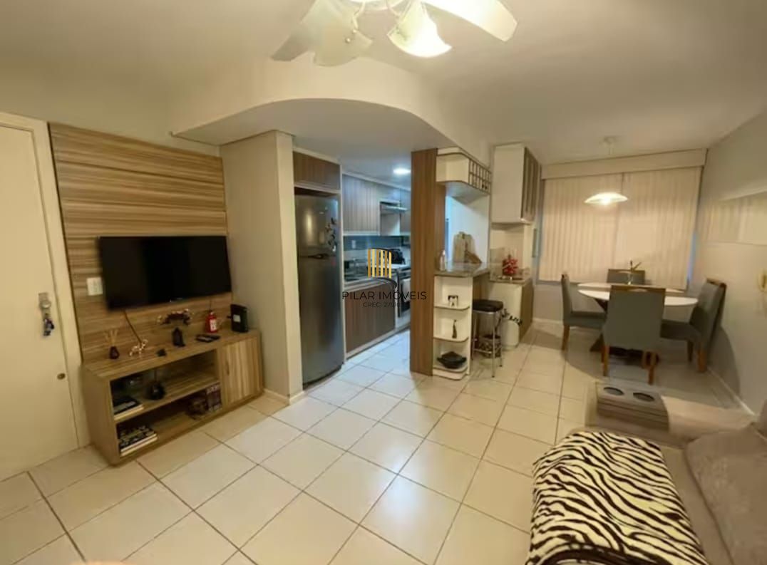 Apartamento Térreo Mobiliado Bairro Guarujá - 2 Dormitórios