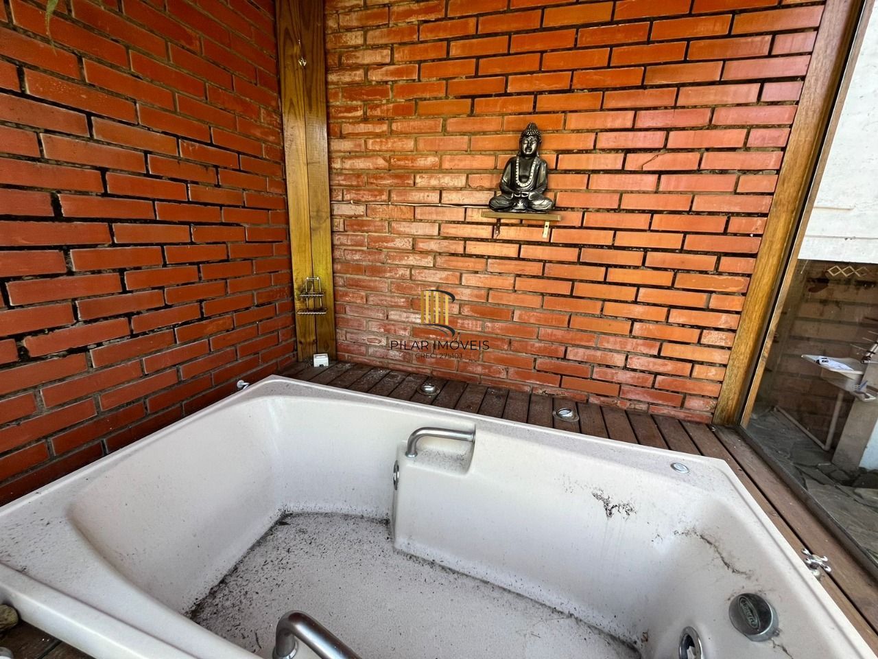 Casa 3 Dormitório(s) Bairro Guarujá