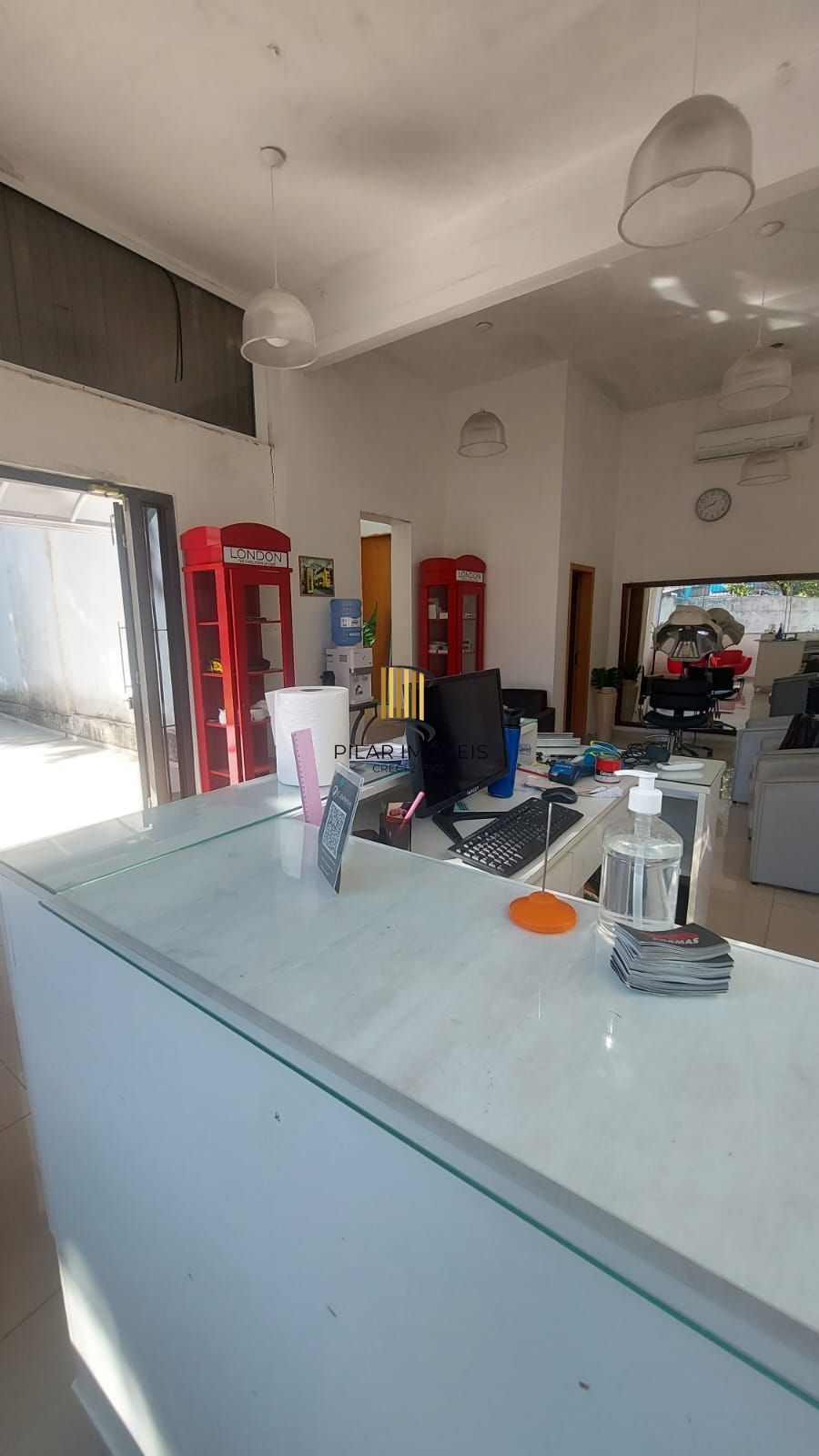 PRÉDIO COMERCIAL COM 5 SALAS E PROJETO APROVADO APARTAMENTO 100M2