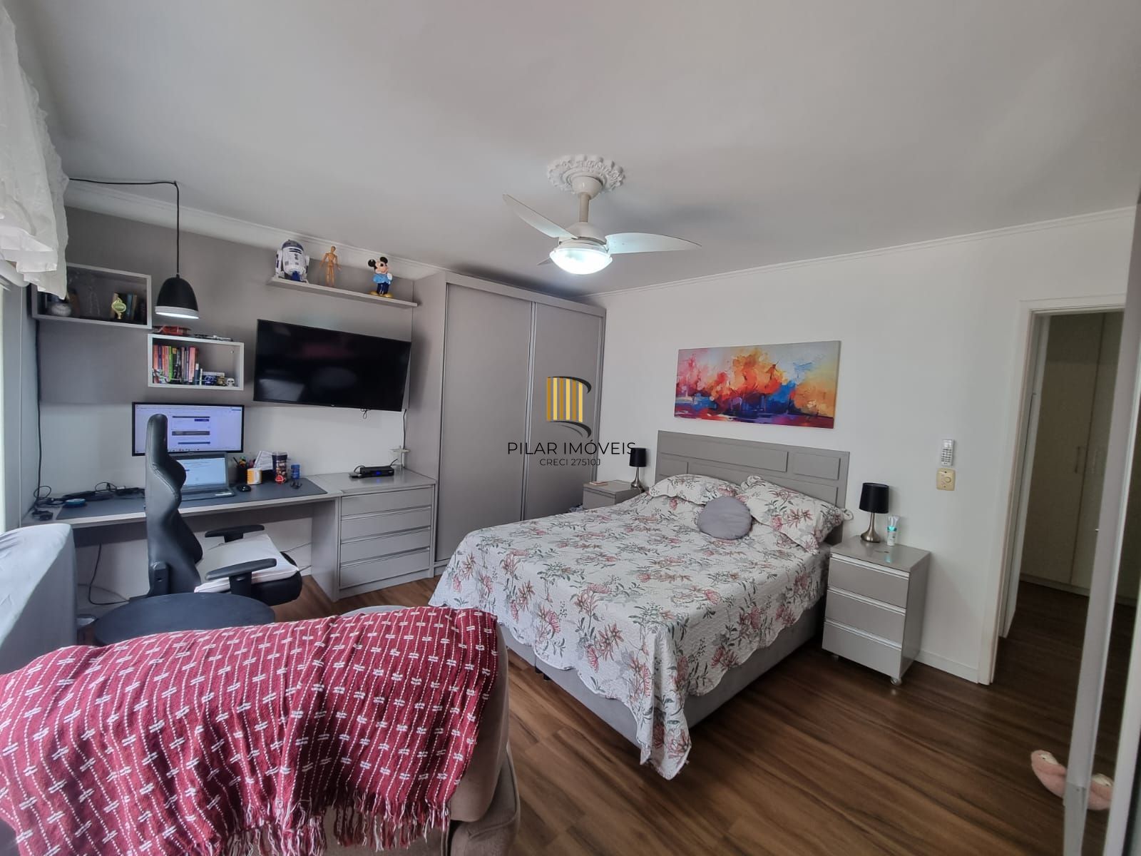Casa terrea e reformada no bairro Nonoai
