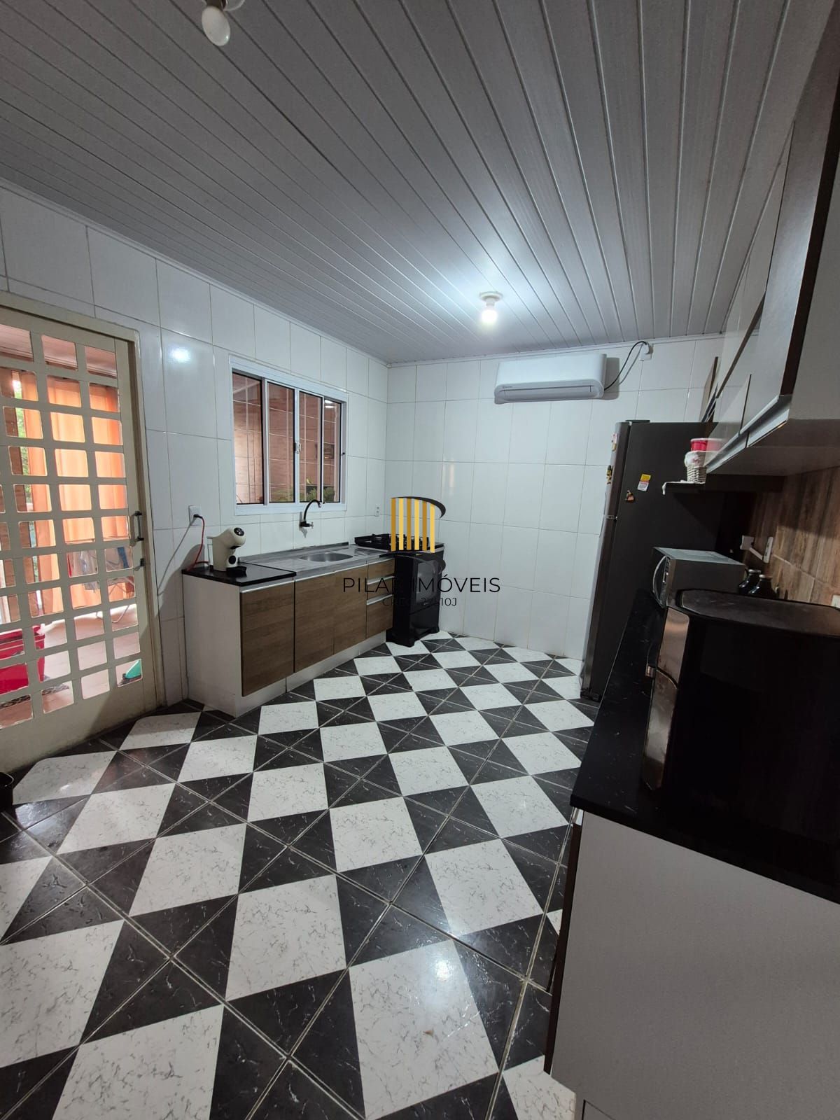 Casa 2 dormitórios no bairro Goufe II (Águas Claras)