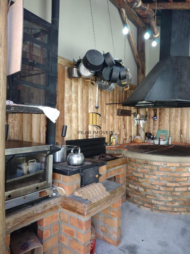 Linda Casa 4 Dormitórios Piscina, Churrasqueira, 4 Vagas Bairro Guarujá