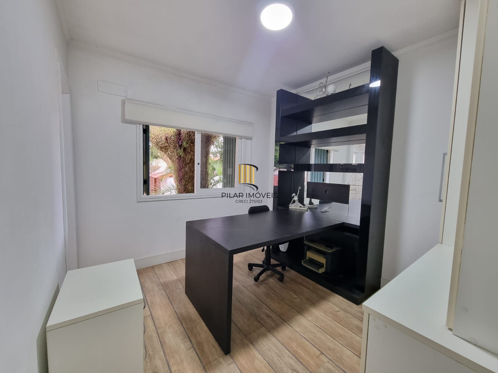 Casa em Condomínio 3 Suítes / Bairro Ipanema