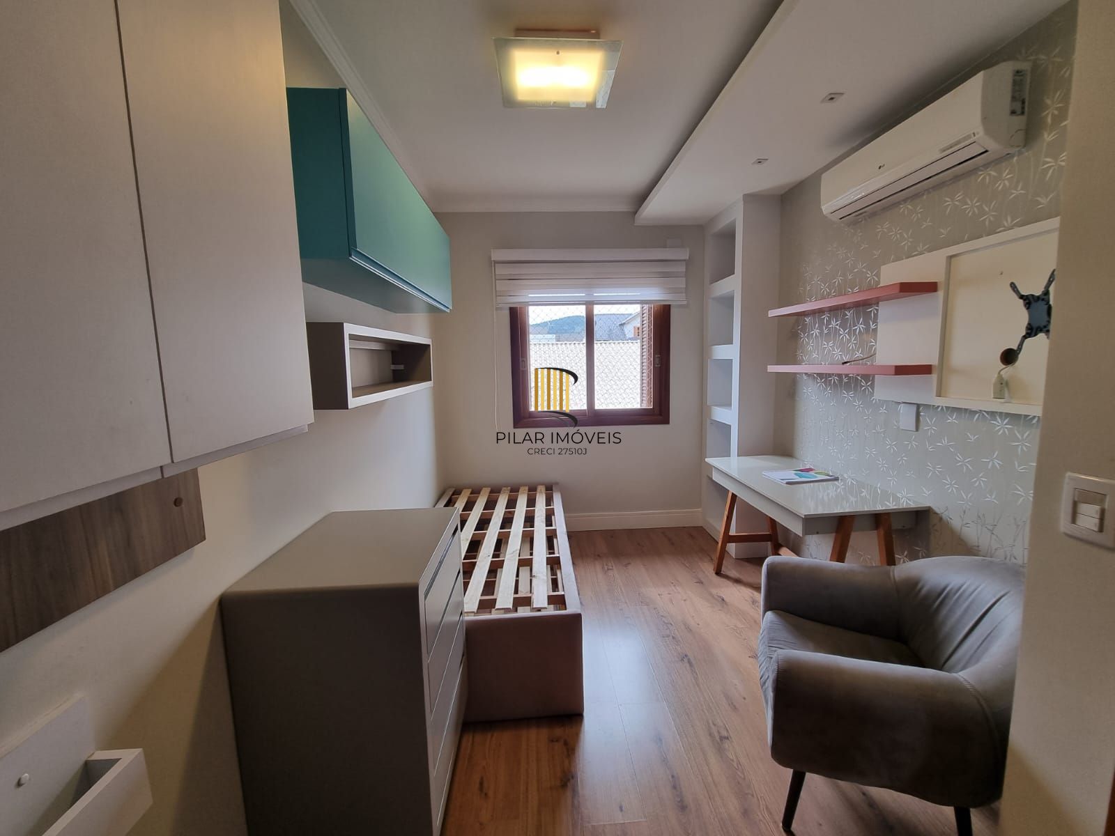 Casa 3 Dormitórios / Pátio com Churrasqueira / Jardins do Prado