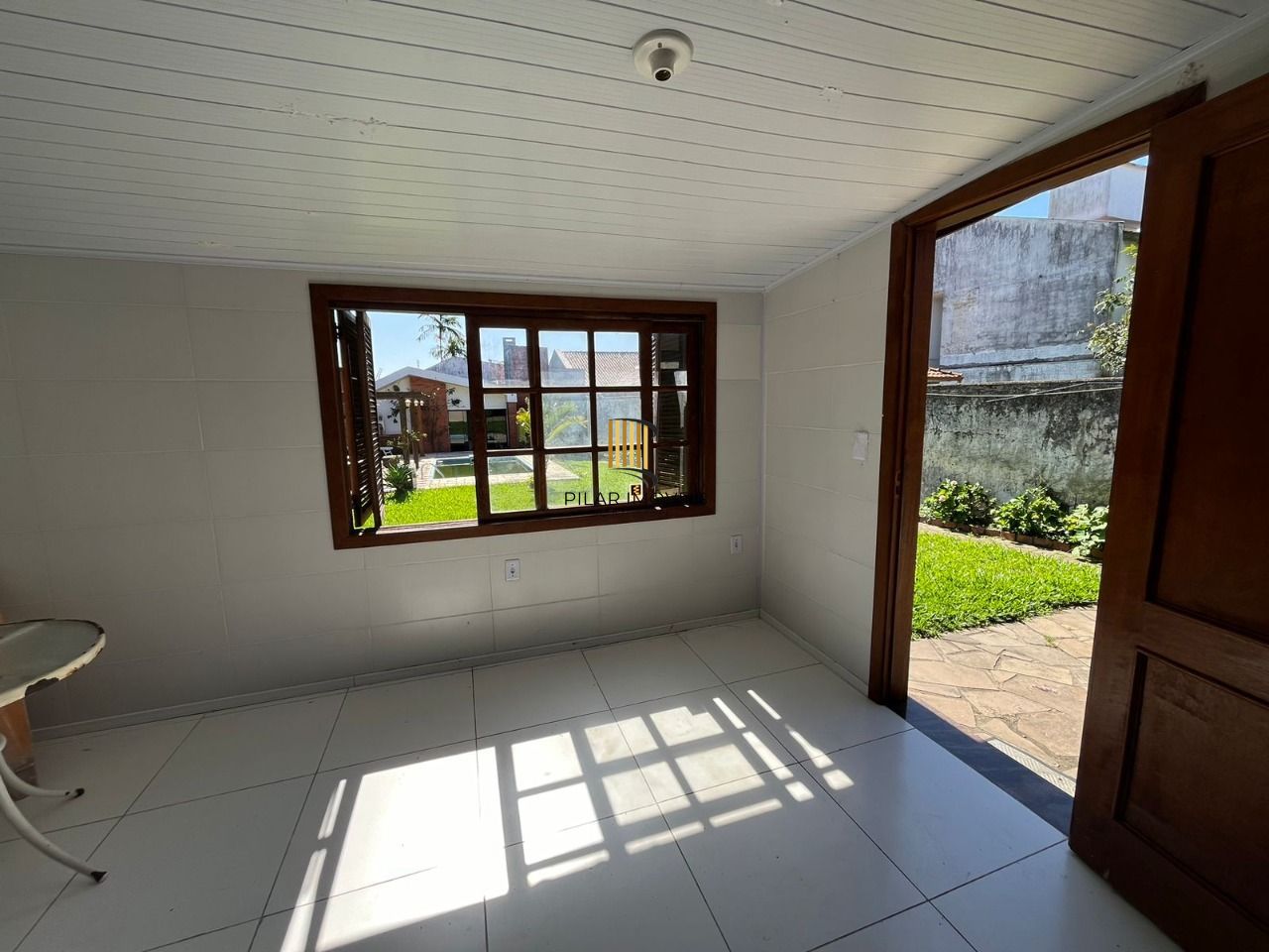 Casa 3 Dormitório(s) Bairro Guarujá