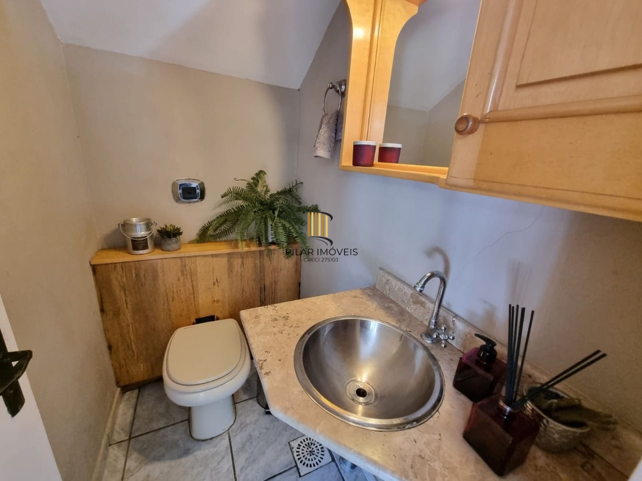 Casa para Venda - 189.4m², 4 dormitórios, sendo 1 suites, 2 vagas - Jardim Isabel