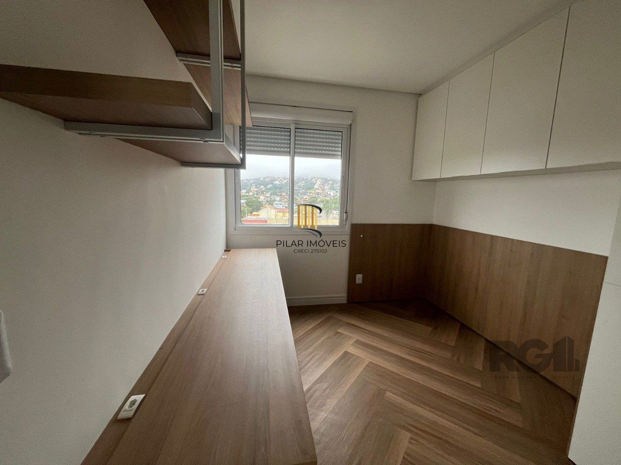 Apartamento de 02 Dormitórios 02 Vagas Bairro Tristeza