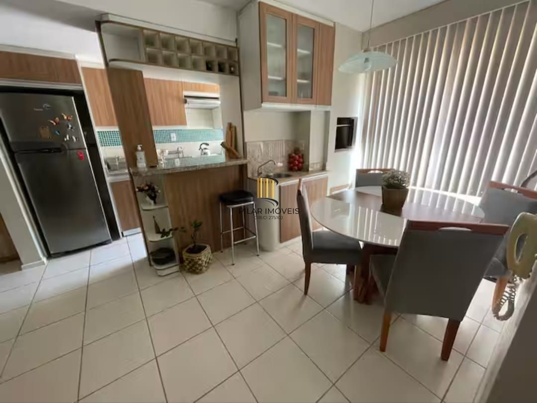 Apartamento Térreo Mobiliado Bairro Guarujá - 2 Dormitórios