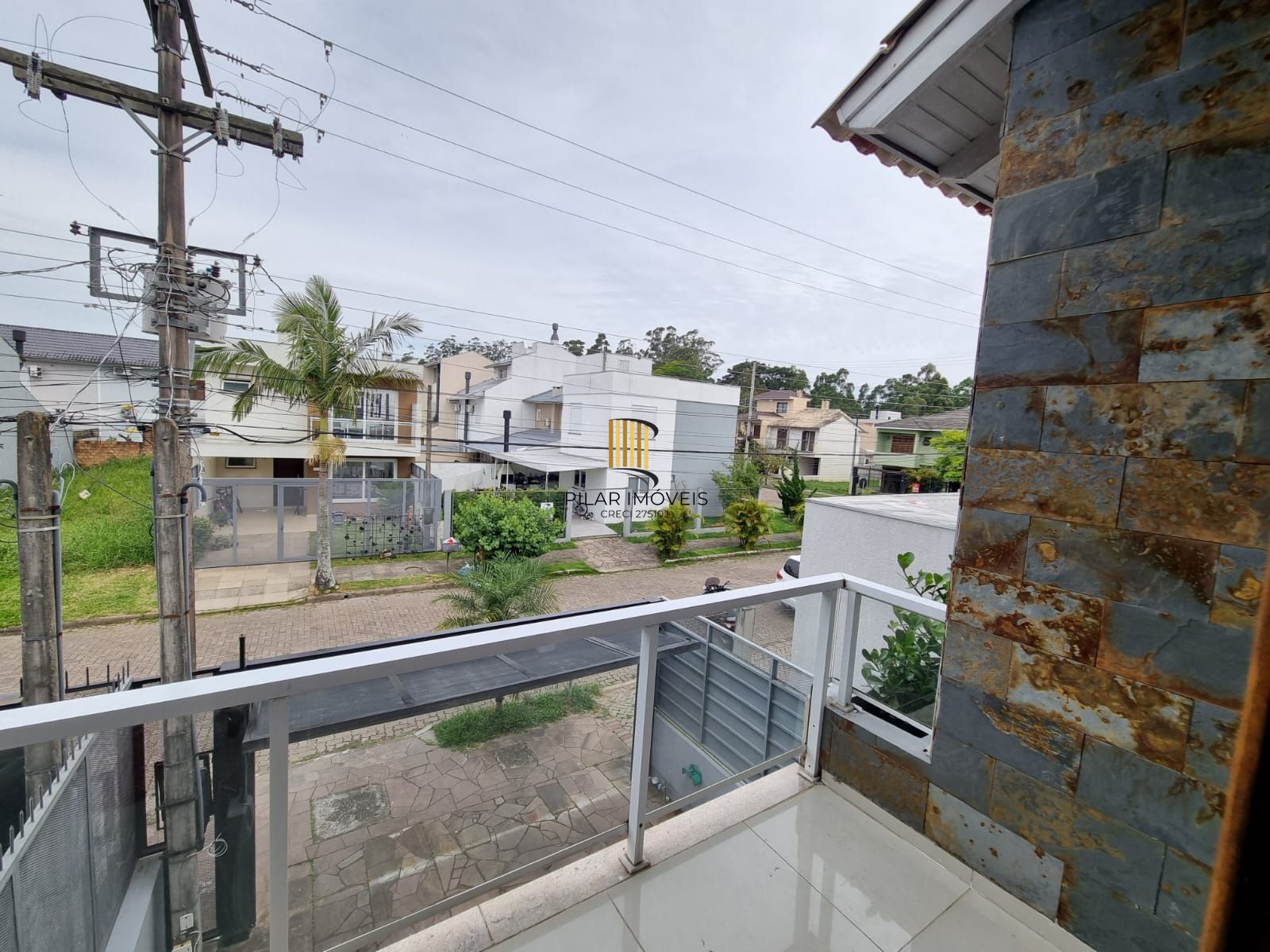 Casa 3 Dormitórios / Pátio com Churrasqueira / Jardins do Prado