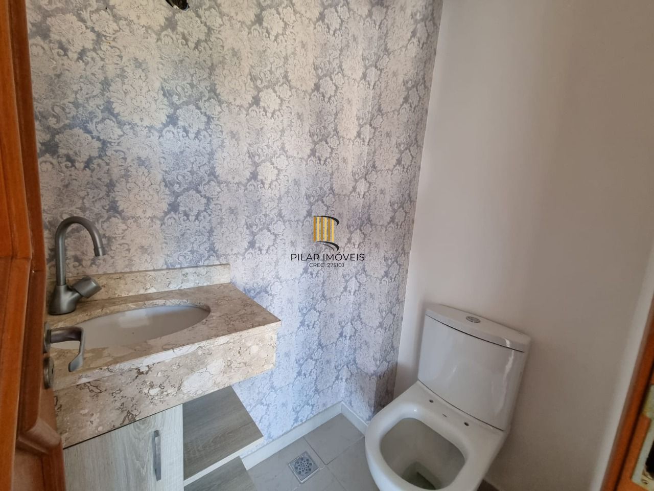 Apartamento para Venda - 109m², 3 dormitórios, sendo 1 suites, 2 vagas - Tristeza