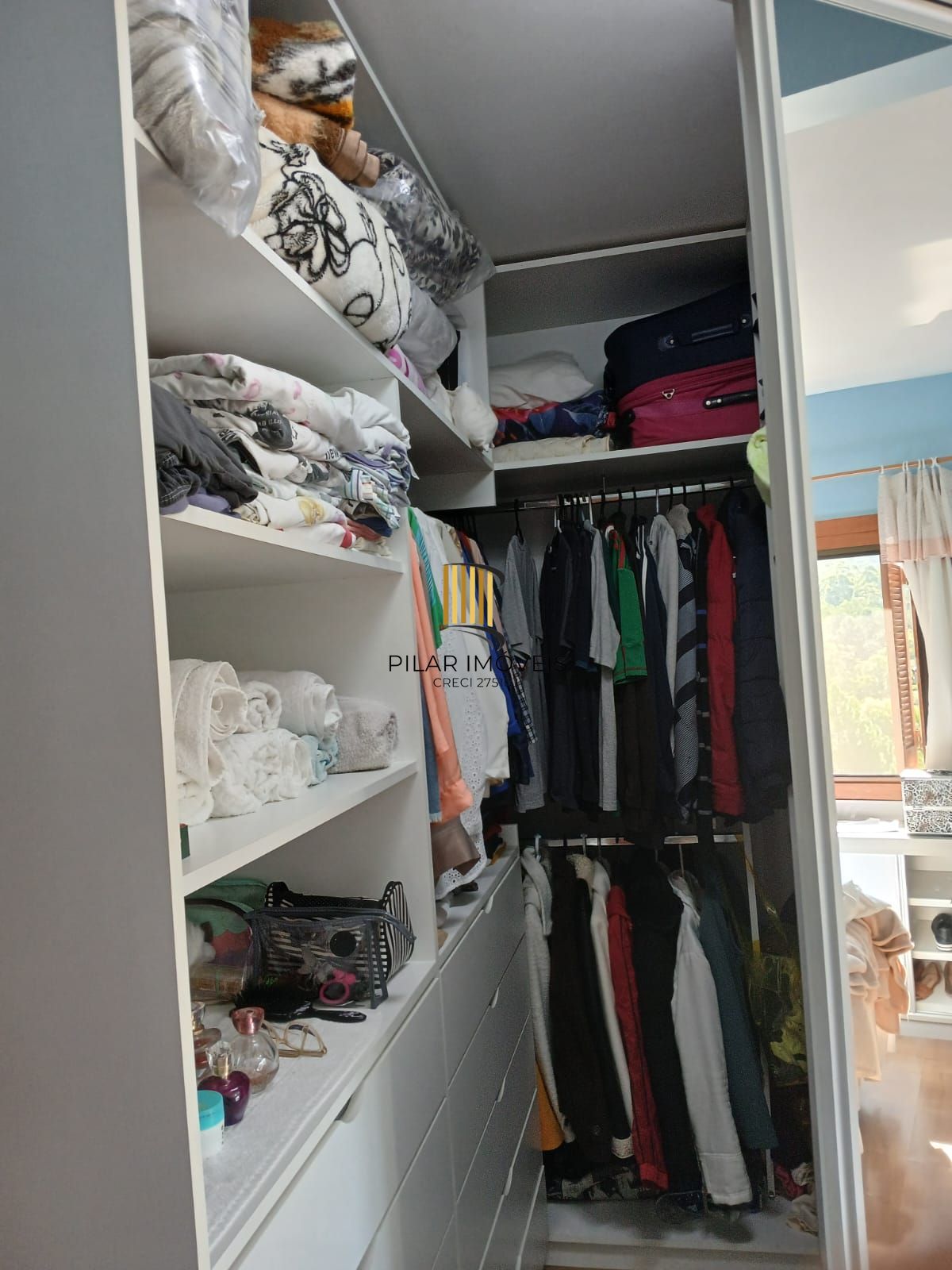 Casa a venda com piscina de 3 dormitórios em porto alegre