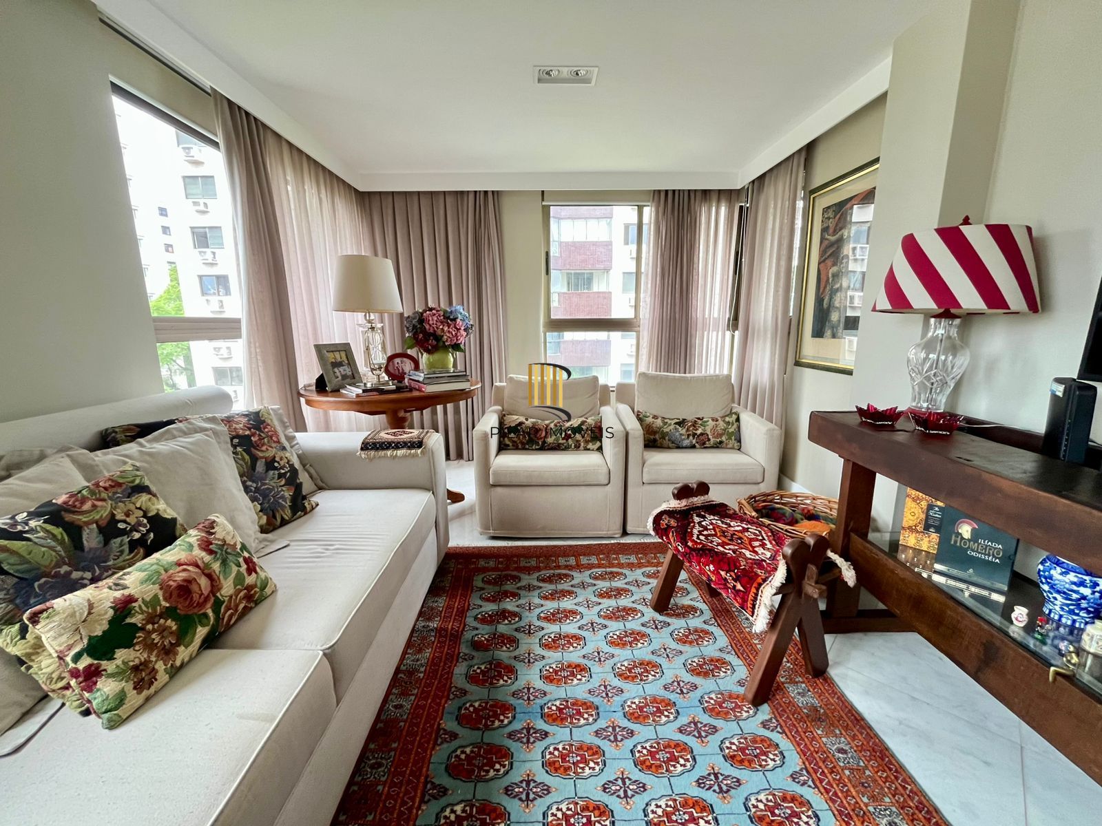 Apartamento a venda rua Vitor Meireles - Rio Branco