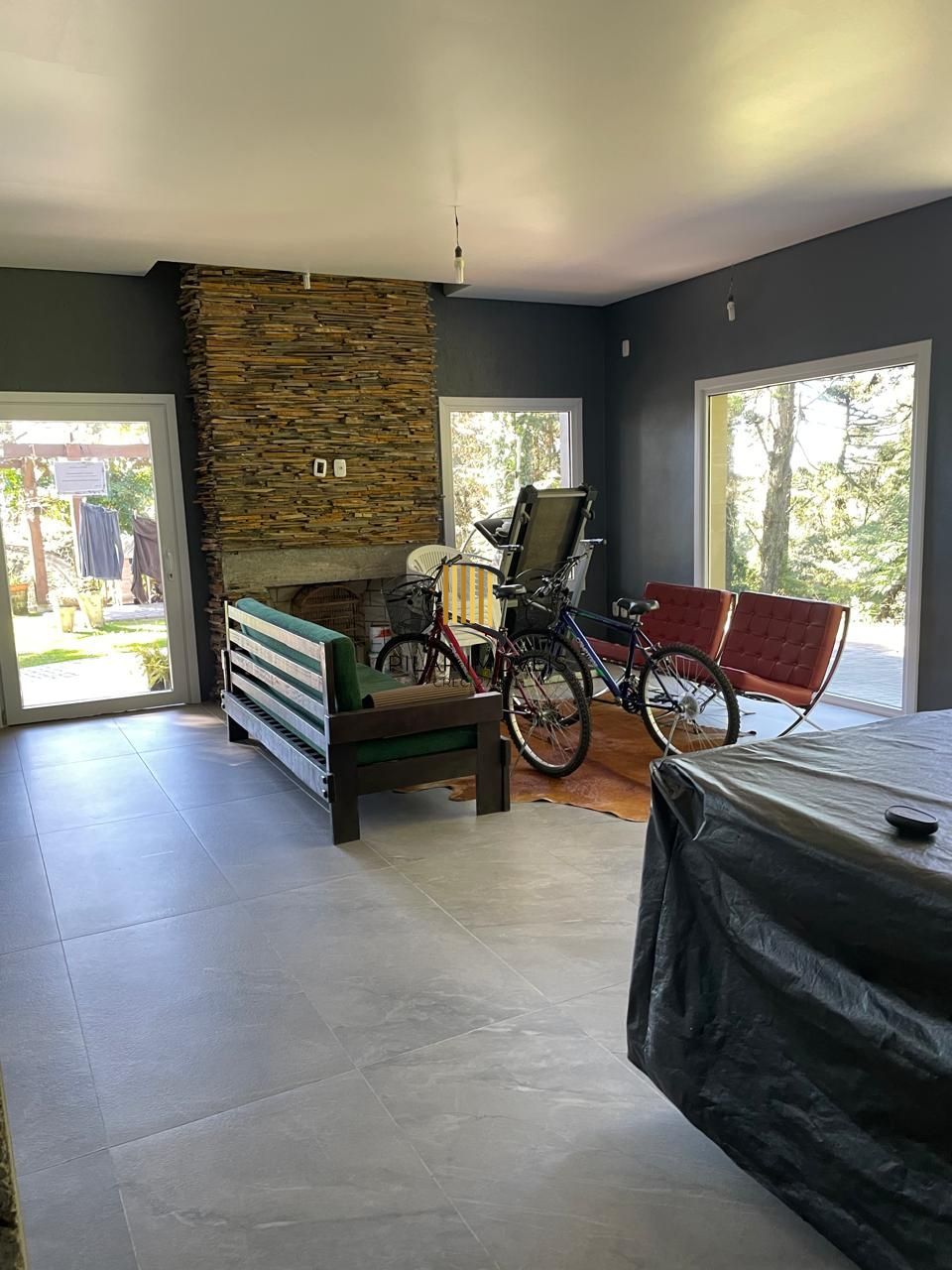 CASA COM PISCINA INDOOR NO CONDOMÍNIO VIVENDAS DA SERRA – CANELA/RS