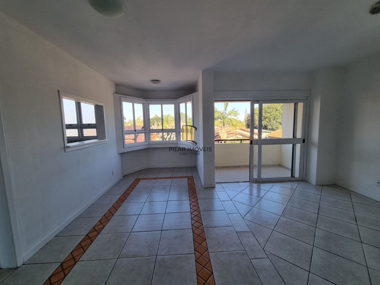 Apartamento 2 Dormitórios com Sacada Ipanema