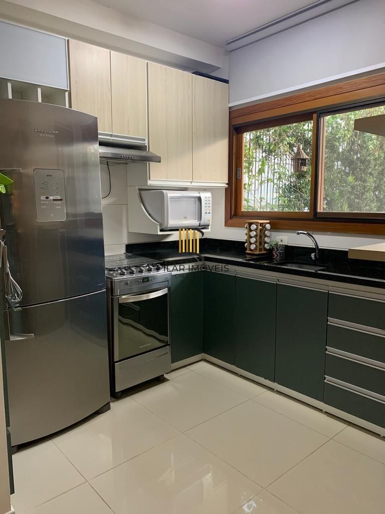 Casa a venda com piscina de 3 dormitórios em porto alegre