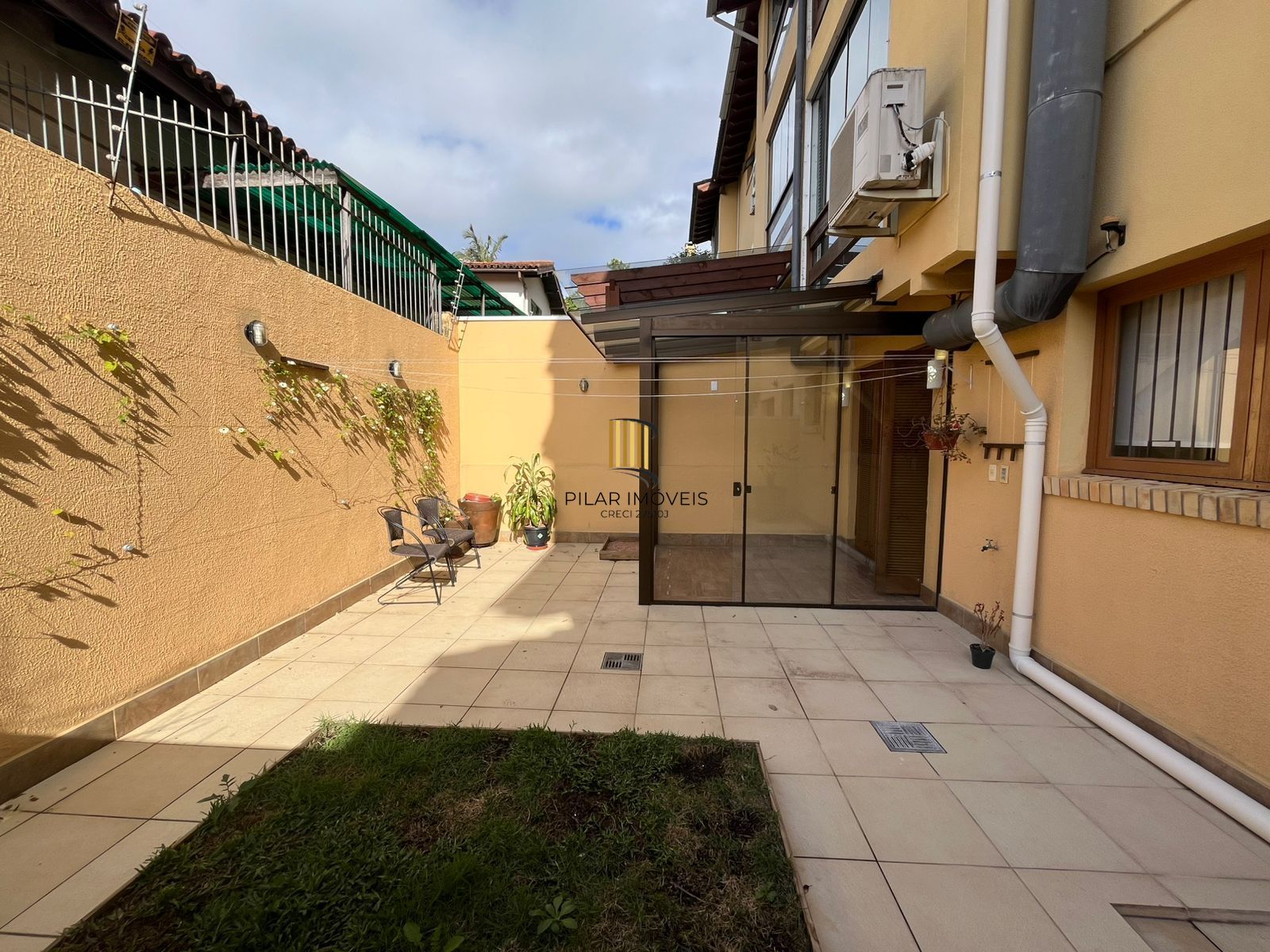 casa em condominio