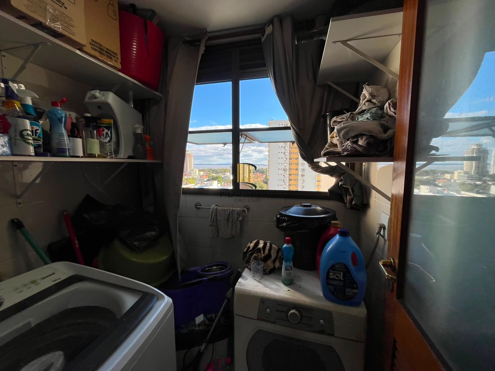 Apartamanto a venda no Menino Deus com 3 quartos e sacada