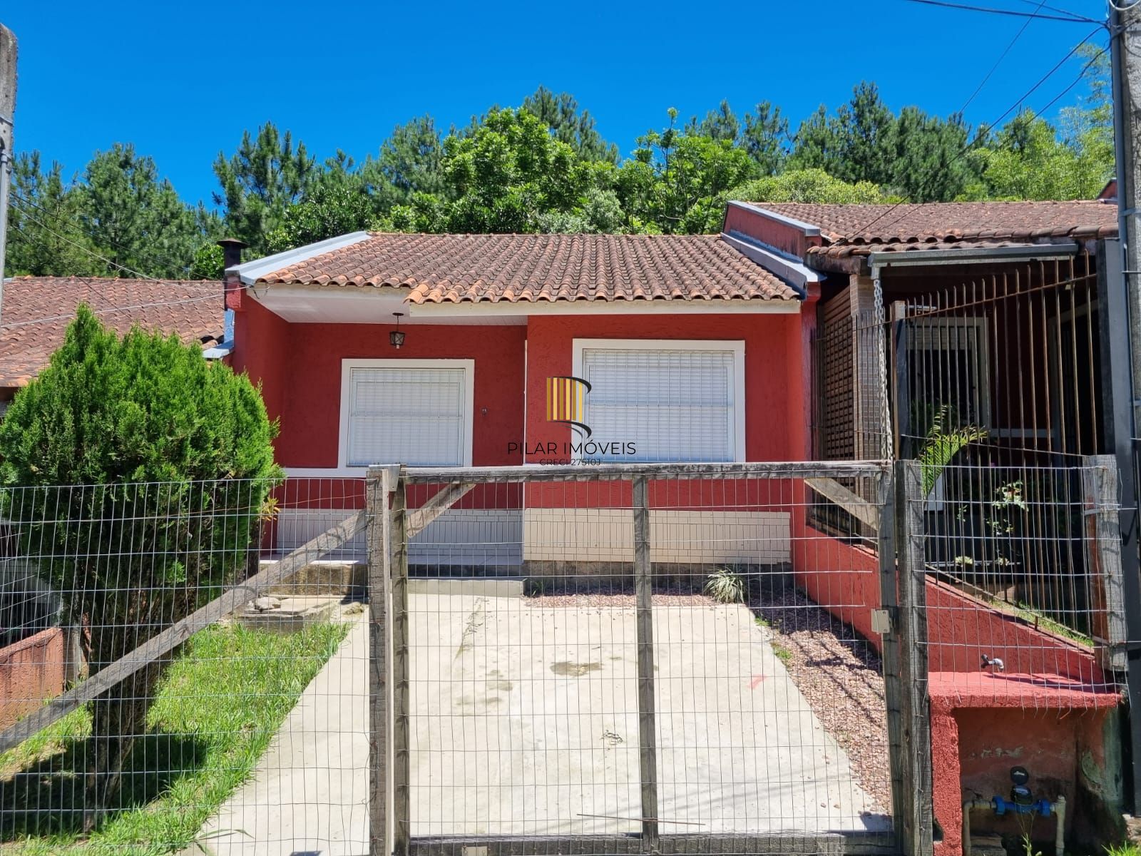 Casa térrea no Moradas do Sul 2 Dormitórios - Pilar Imóveis