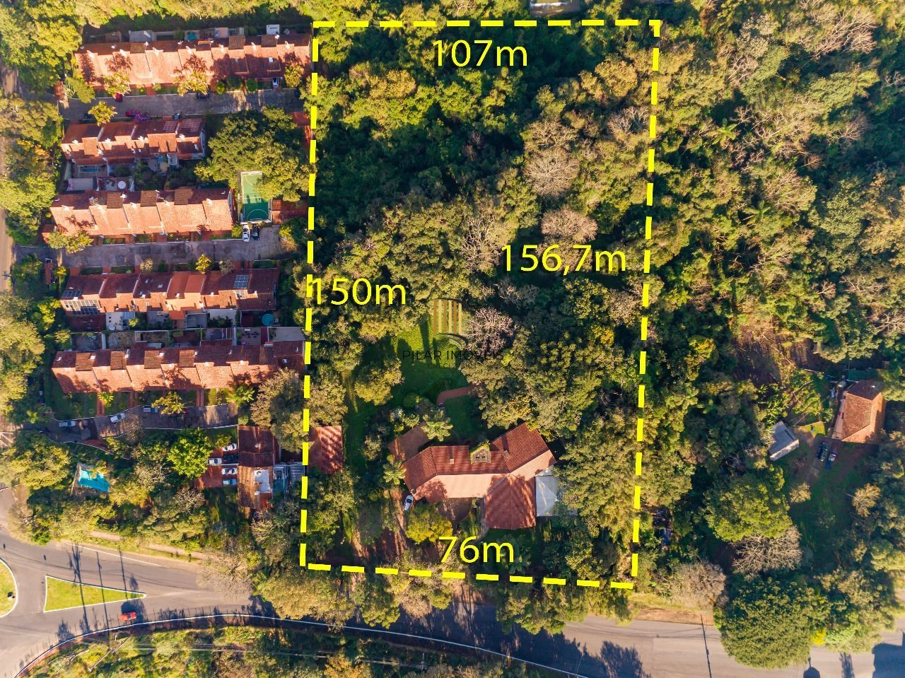 Terreno na Avenida Cavalhada